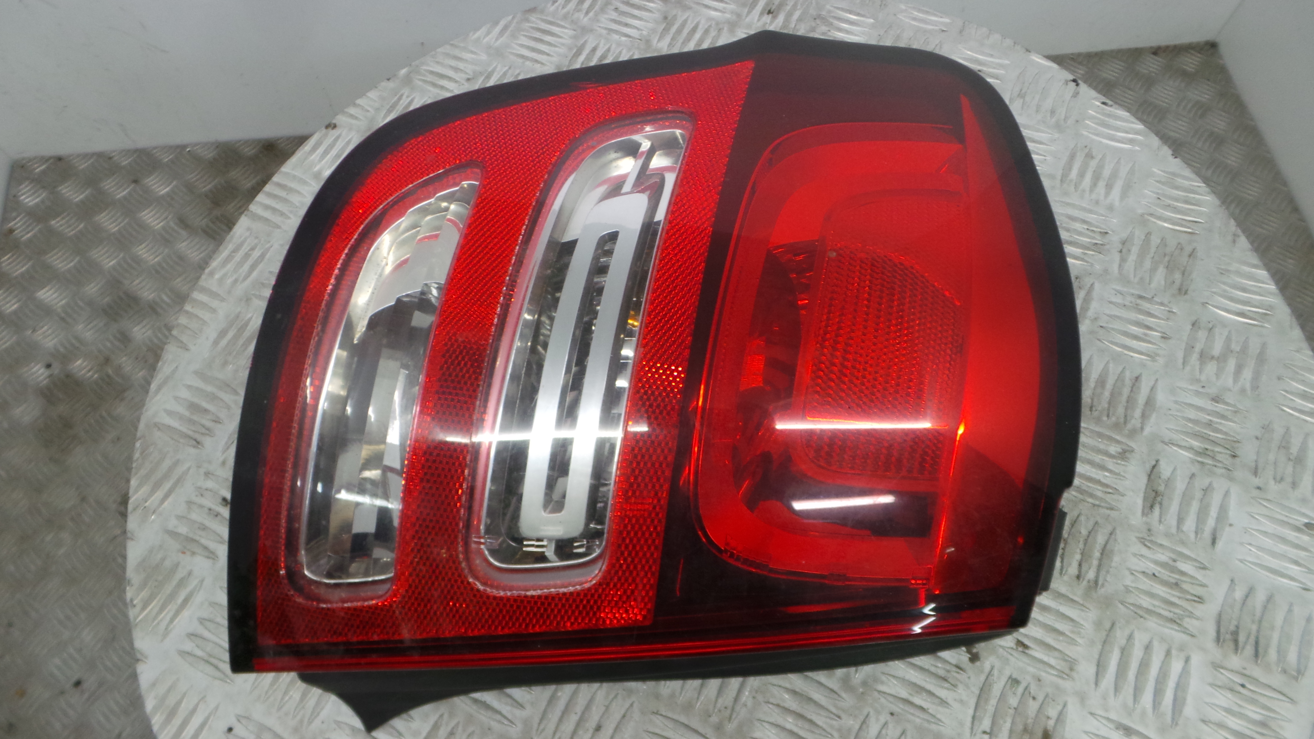 Farolim Stop Esq 9673805480 - CITROËN C3 II (SC_)-36501784 Farolim Stop Esq 9673805480 - CITROËN C3 II (SC_)-36501784