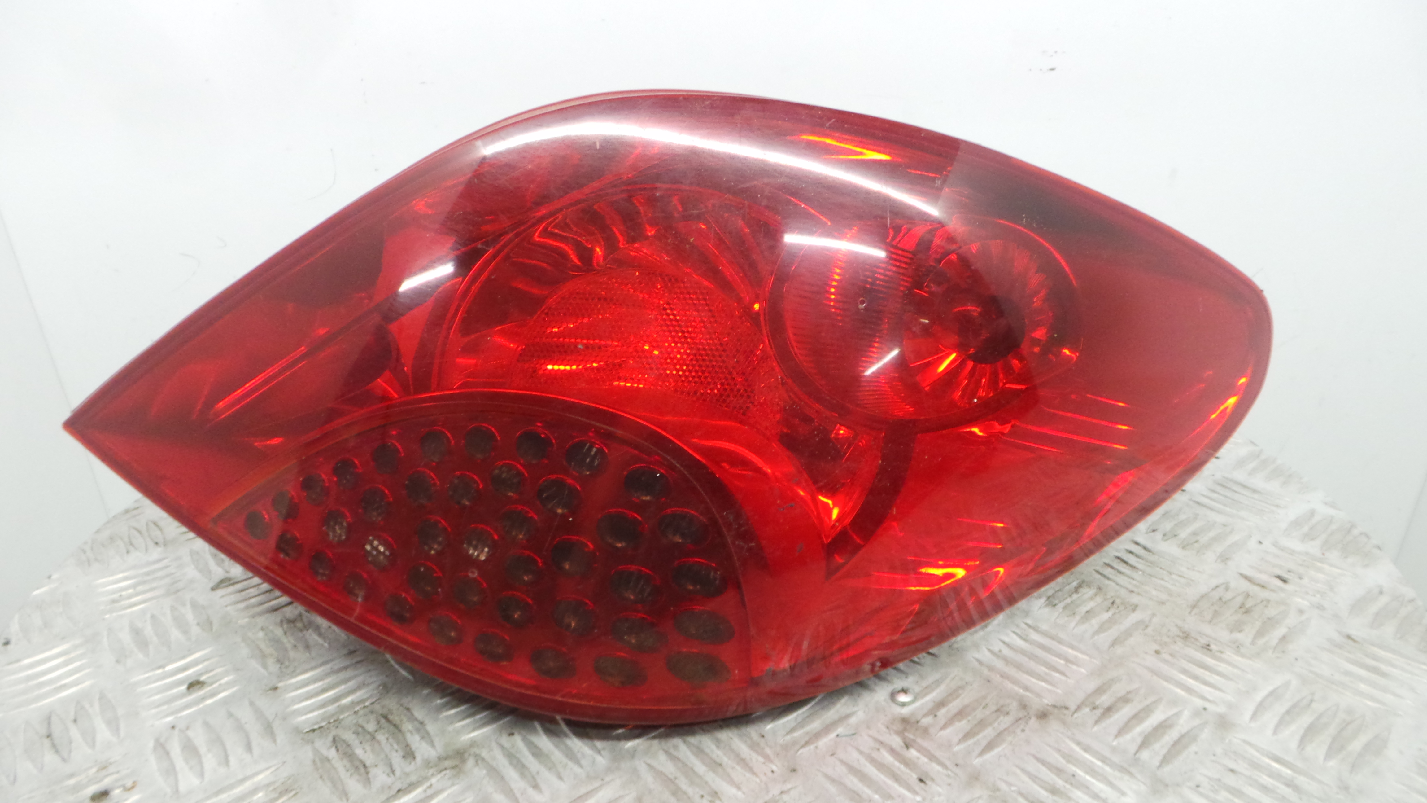 Farolim Stop Dto 08-550-1944R-R - PEUGEOT 207 (WA_, WC_), 207/207+ (WA_, WC_)-36501834