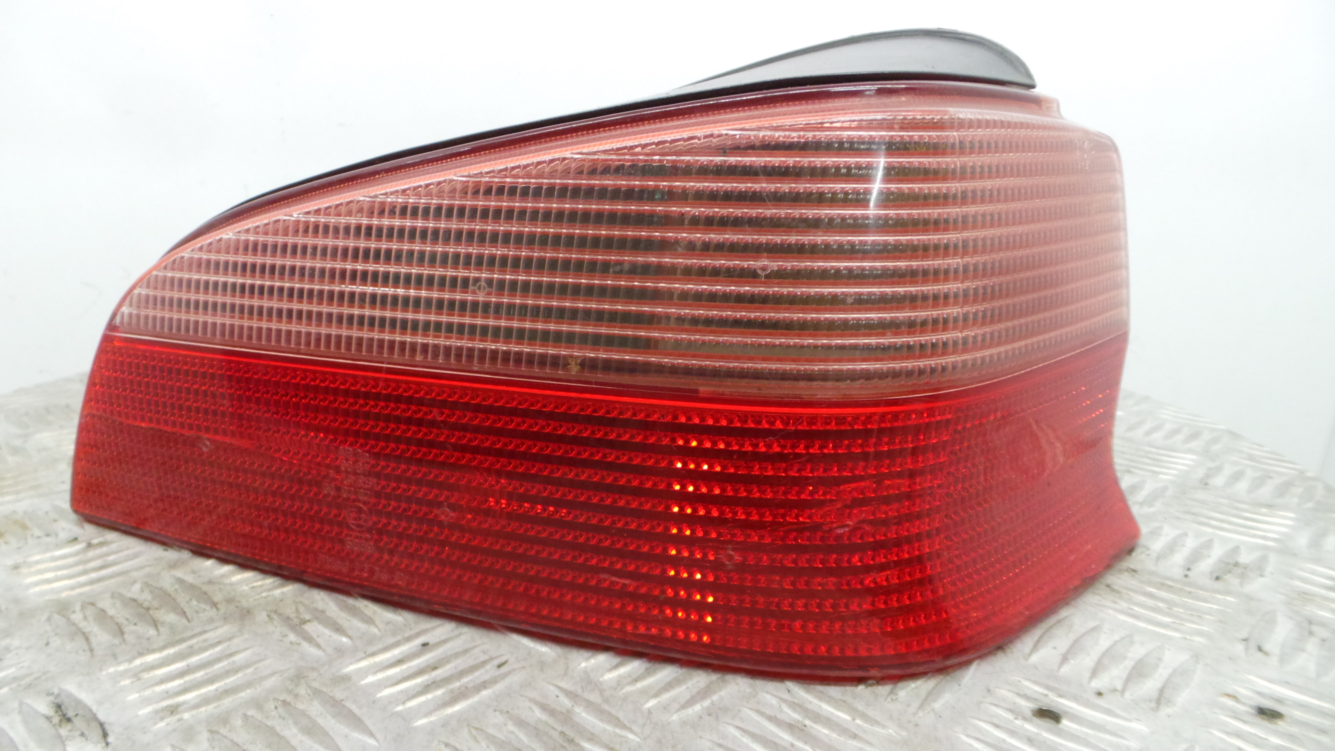 Farolim Stop Dto 6351G6 - PEUGEOT 106 II (1A_, 1C_)-36505163