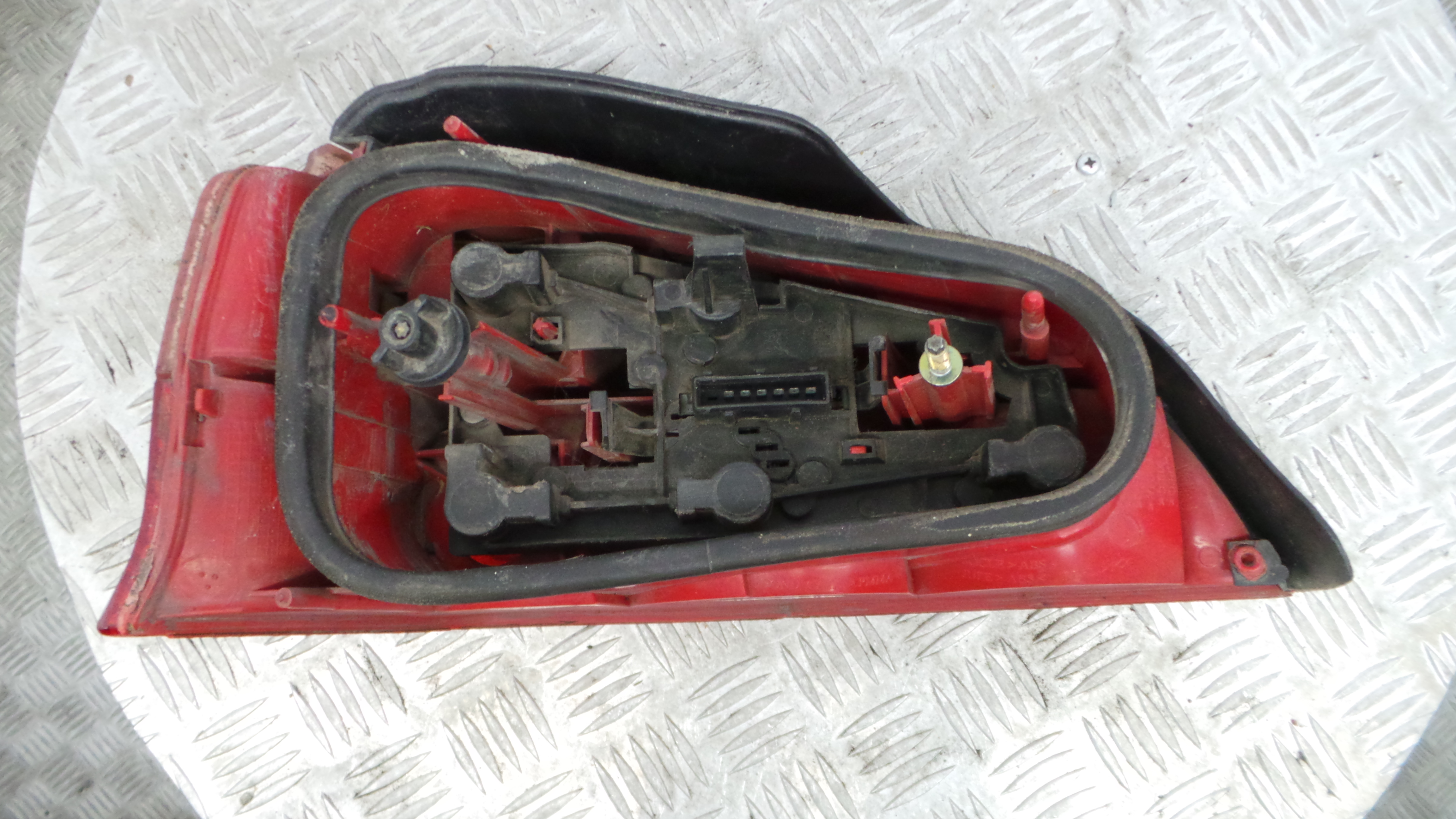 Farolim Stop Dto 6351G6 - PEUGEOT 106 II (1A_, 1C_)-36505163