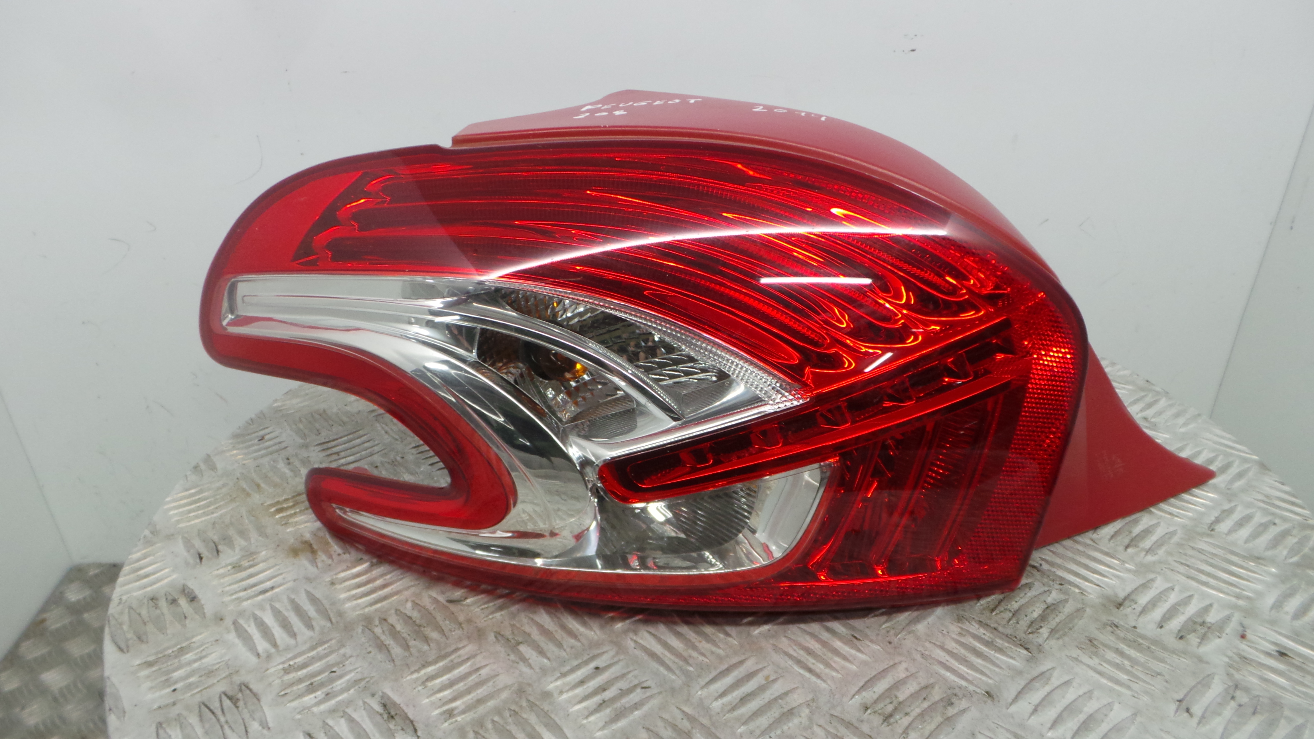 Farolim Stop Esq 9672628280 - PEUGEOT 208 I (CA_, CC_)-36505407