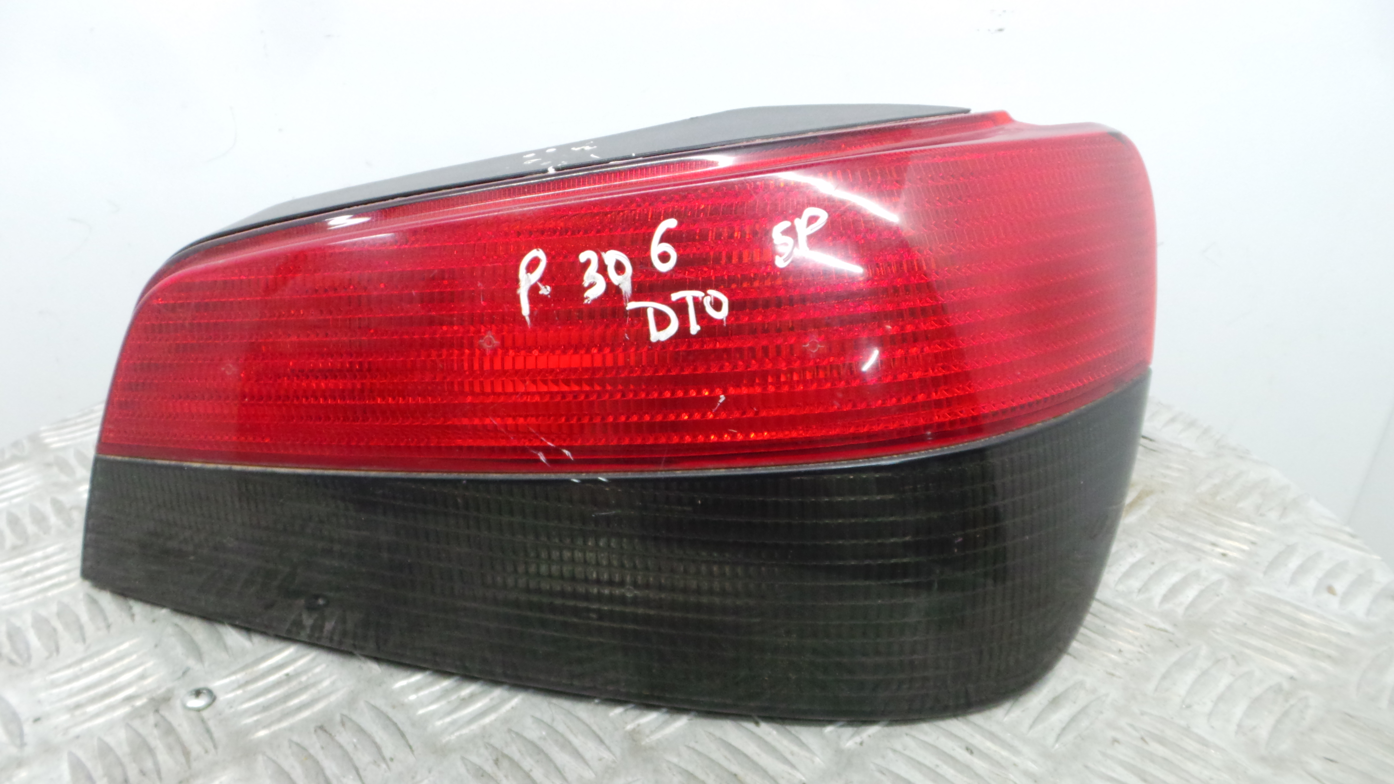 Farolim Stop Dto 6351H7 - PEUGEOT 306 (7B, N3, N5)-36505444