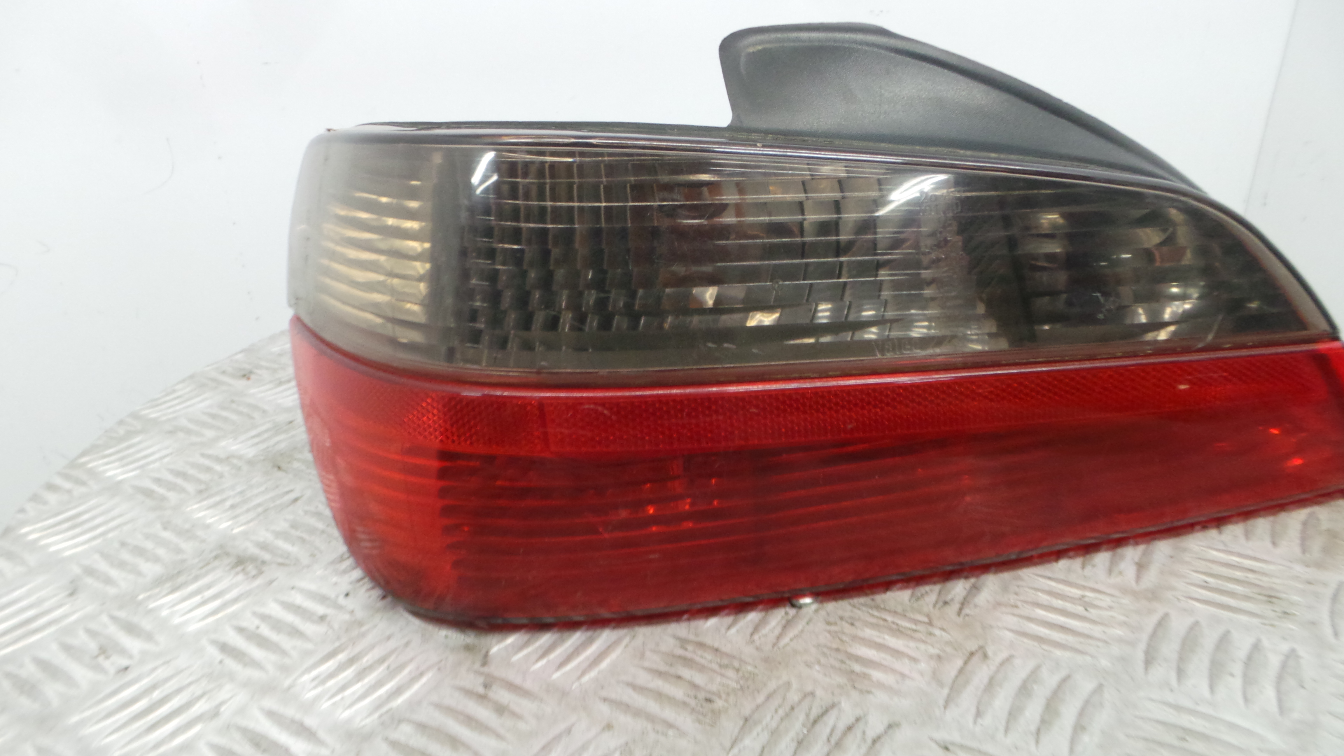 Farolim Stop Esq 6350E8 - PEUGEOT 406 (8B)-36505446 Farolim Stop Esq 6350E8 - PEUGEOT 406 (8B)-36505446