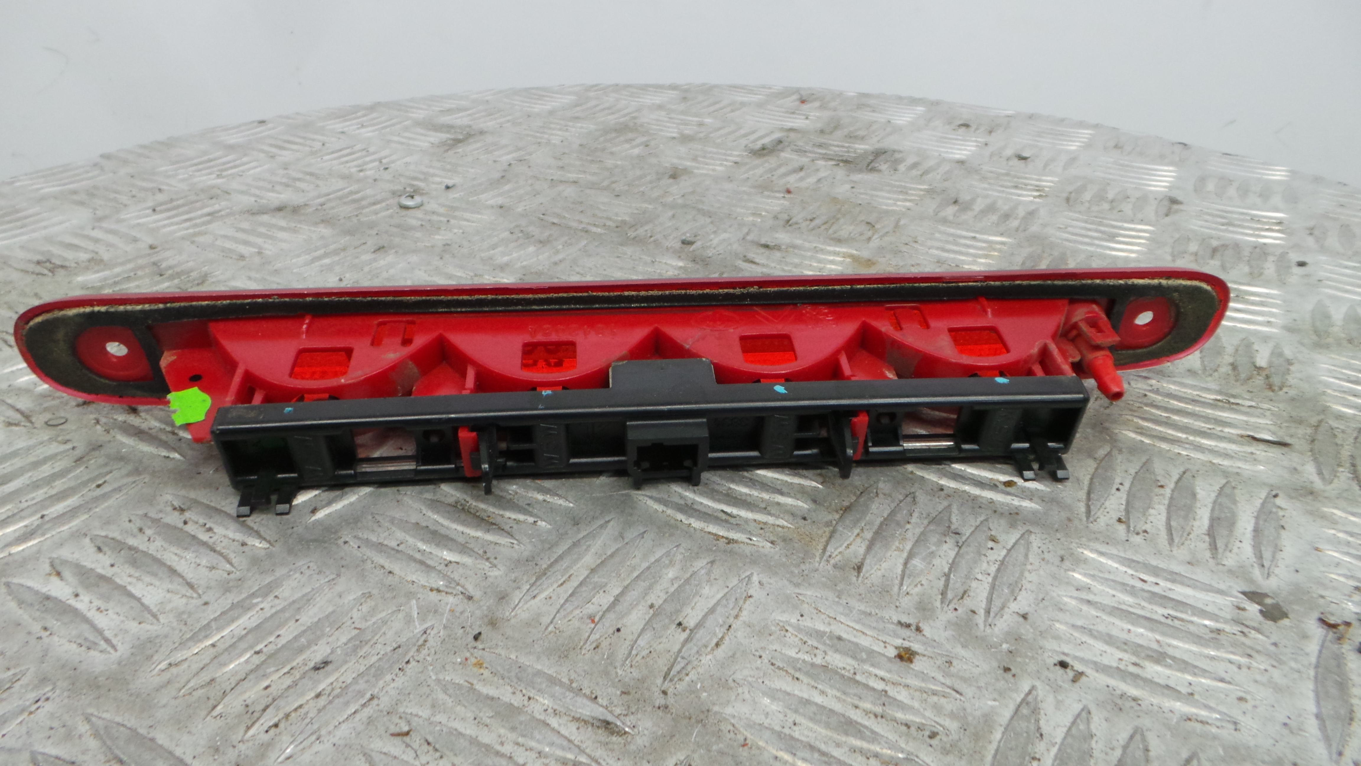 Farolim Stop Central / Luz de Stop Adicional 1606372780 - PEUGEOT 107 (PM_, PN_)-36505757