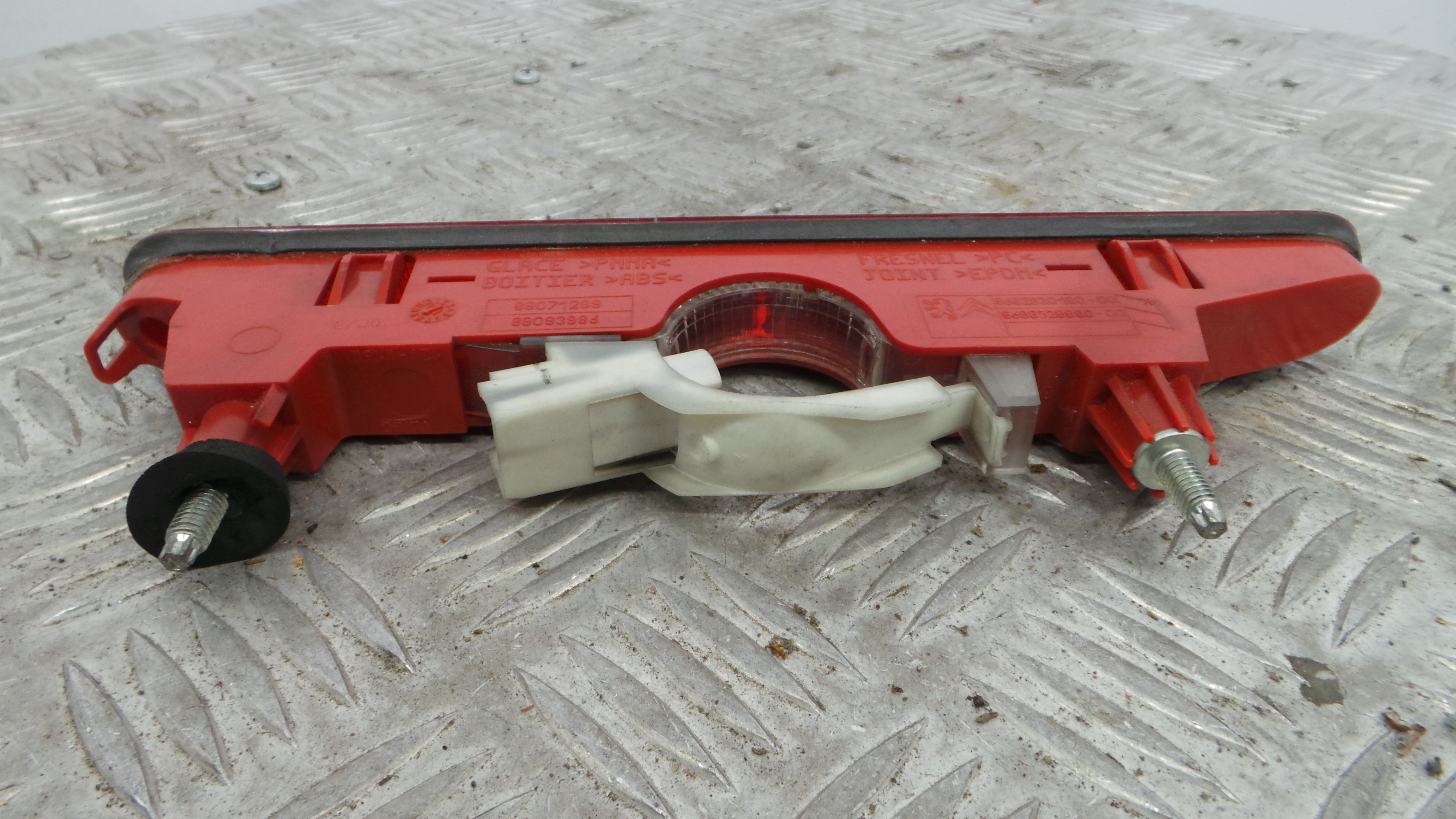 Farolim Stop Central / Luz de Stop Adicional 9682830180 - CITROËN BERLINGO / BERLINGO FIRST Veícul-36505762