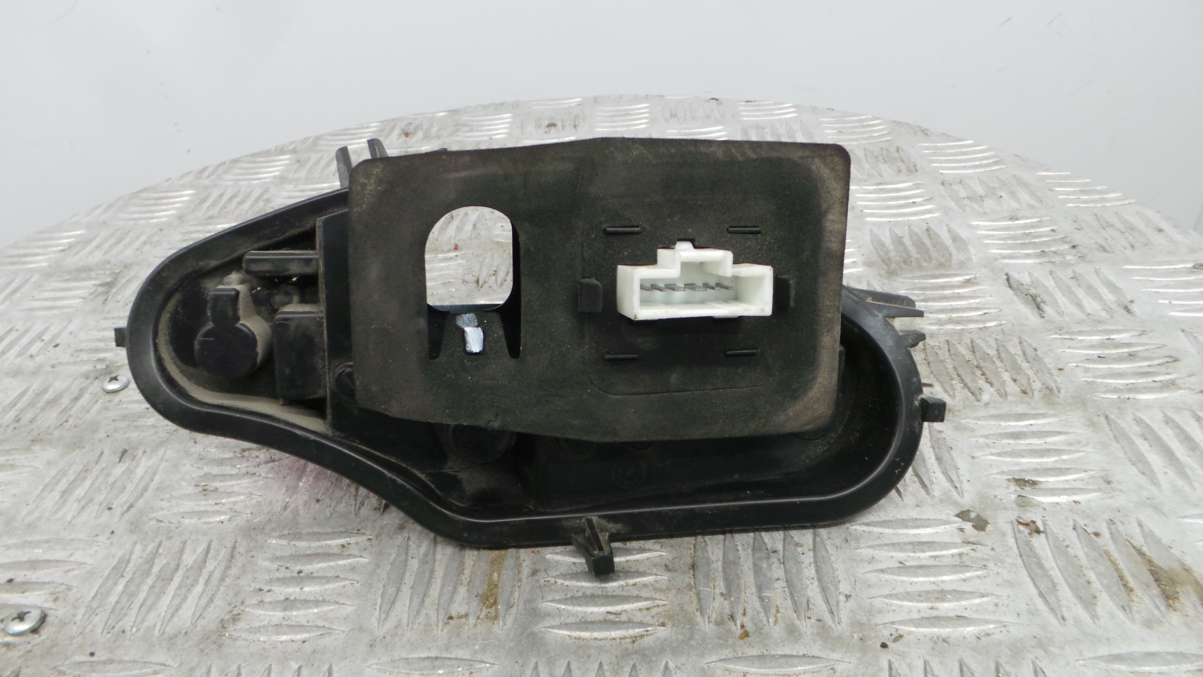 Suporte Lampadas Tras Esquerdo  - CITROËN C3 II (SC_)-36505782