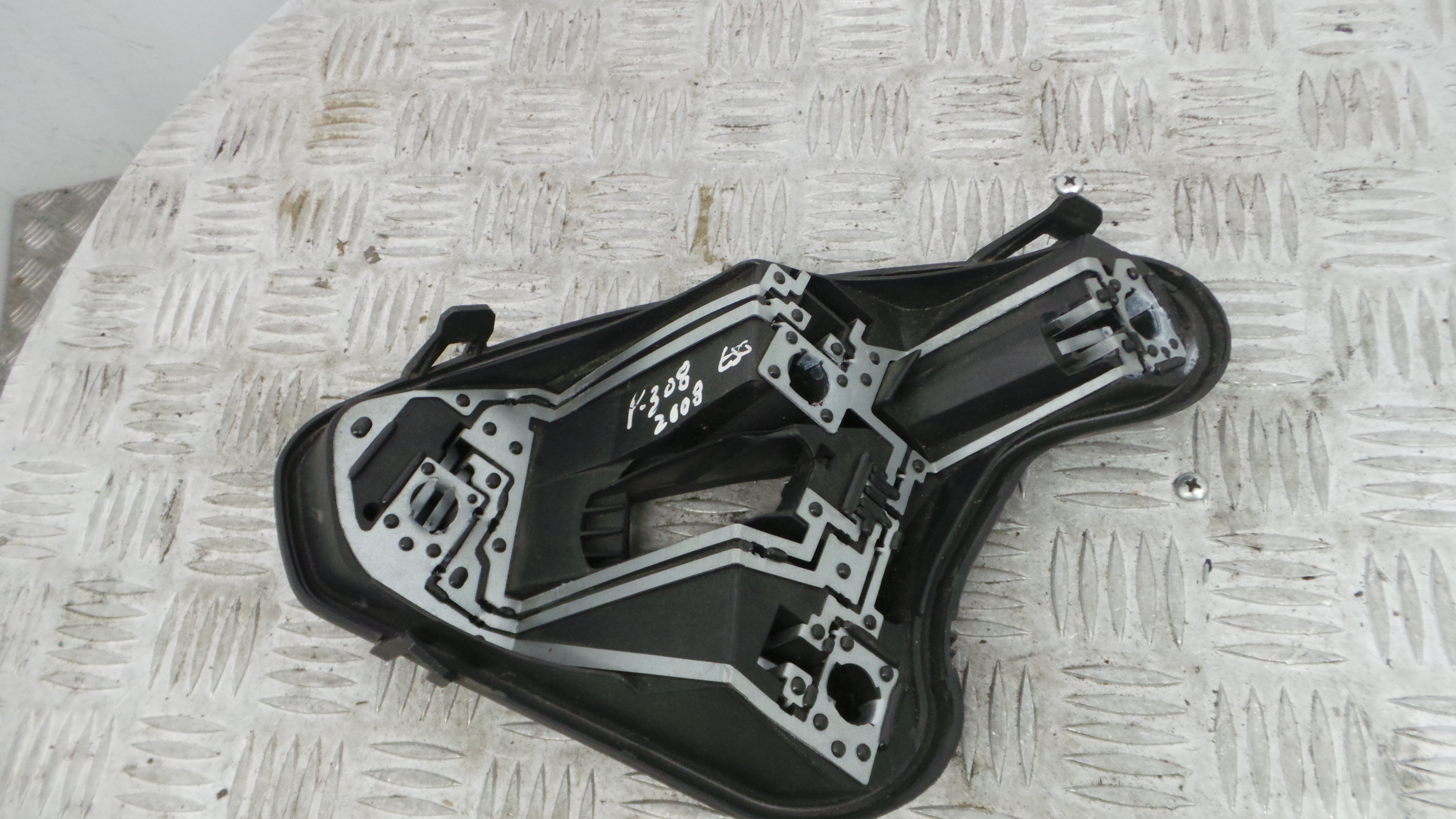 Suporte Lampadas Tras Esquerdo  - PEUGEOT 308 I (4A_, 4C_)-36505786