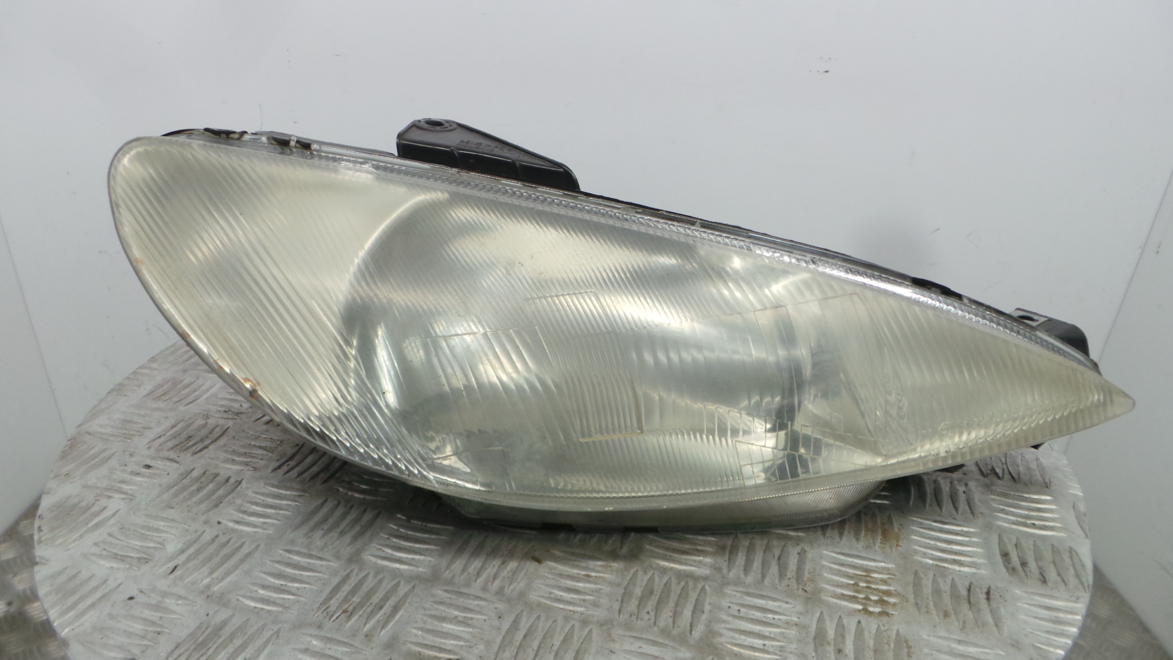 Ótica Dto 08-550-1120R - PEUGEOT 206 Hatchback (2A/C)-36508832 Ótica Dto 08-550-1120R - PEUGEOT 206 Hatchback (2A/C)-36508832