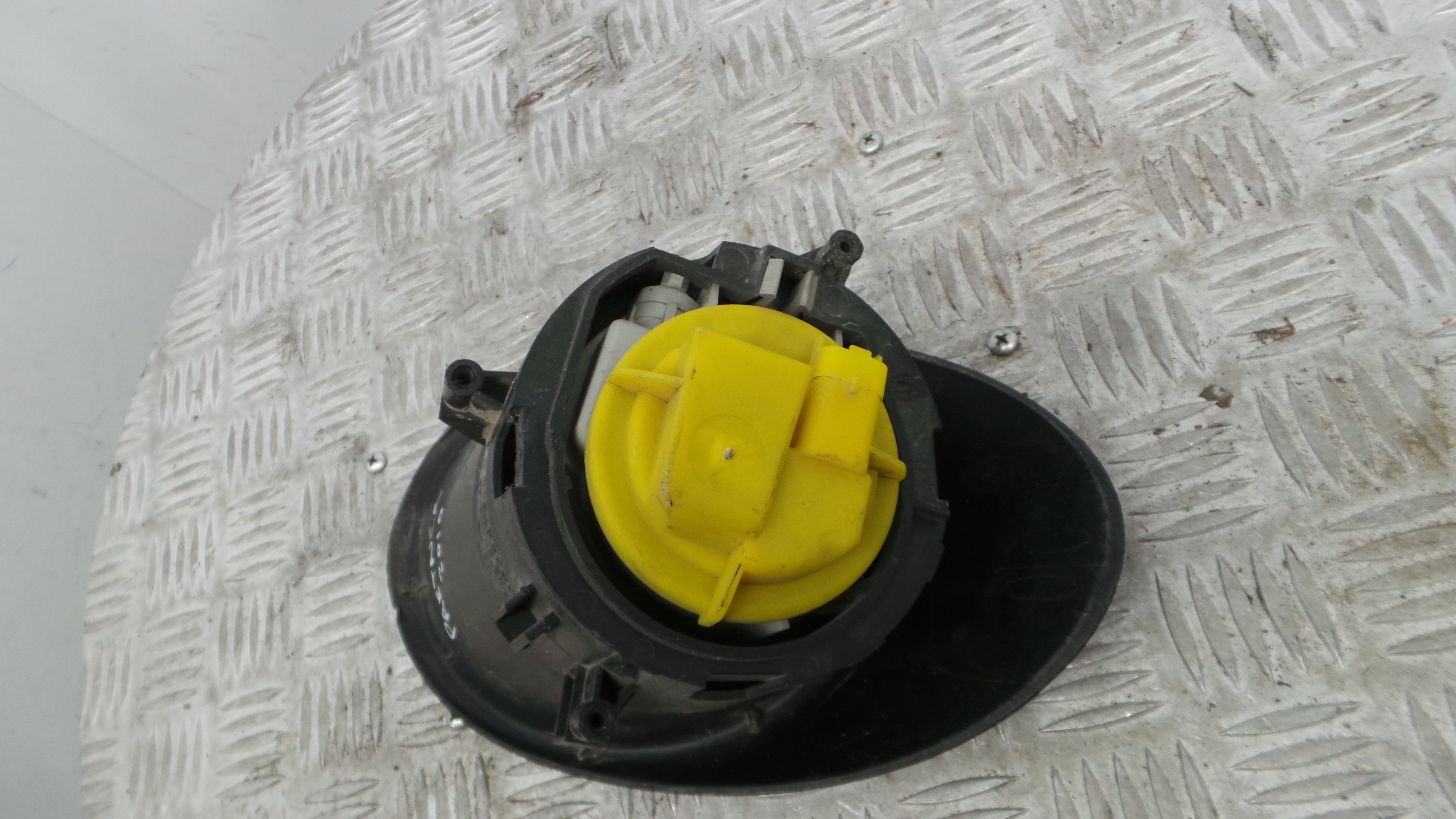 Farol Nevoeiro Esquerdo 9682967377 - PEUGEOT PARTNER Caixa/monovolume (5_, G_), PARTNER Van (5_, G_)-36508874