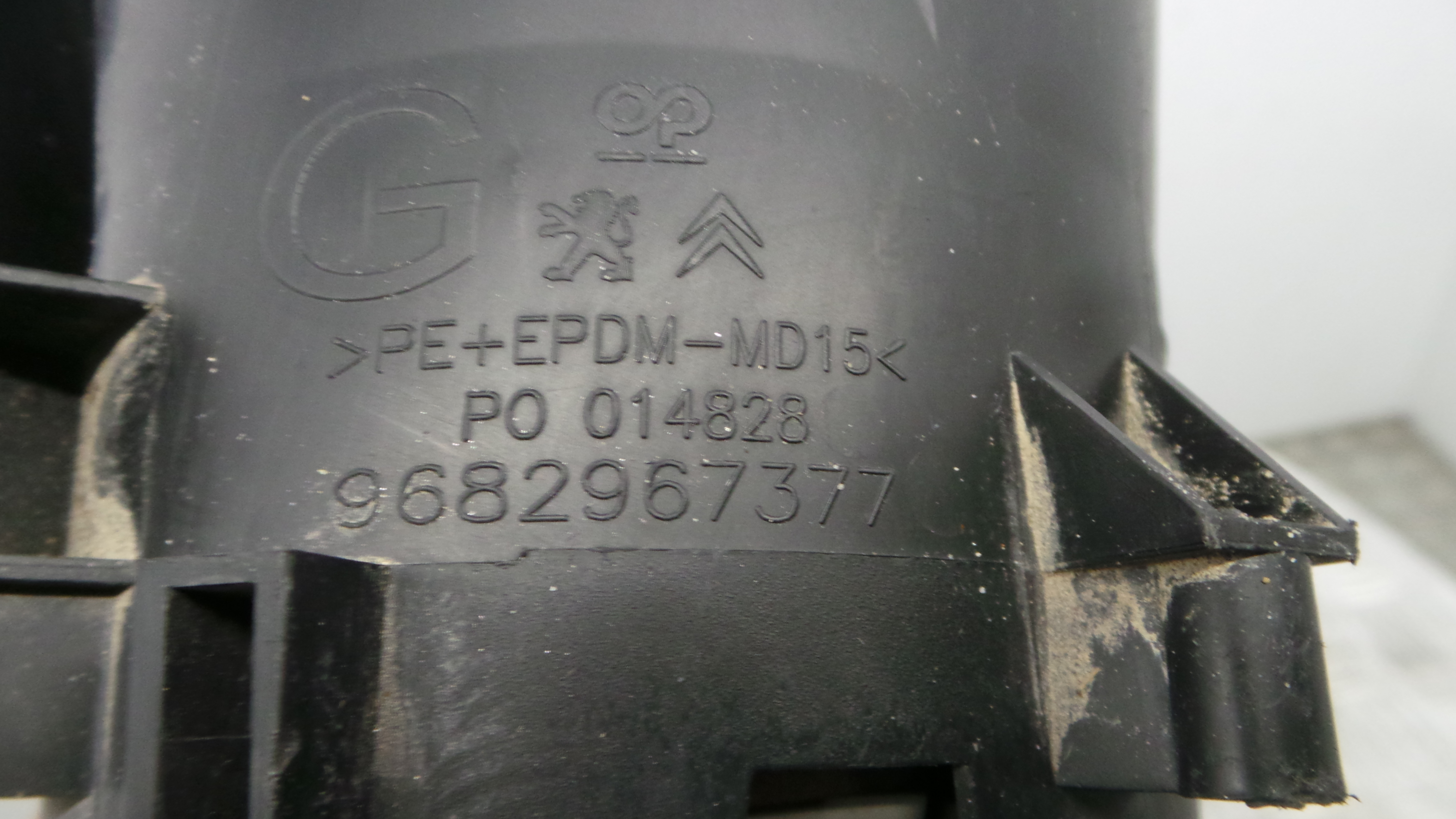 Farol Nevoeiro Esquerdo 9682967377 - PEUGEOT PARTNER Caixa/monovolume (5_, G_), PARTNER Van (5_, G_)-36508874