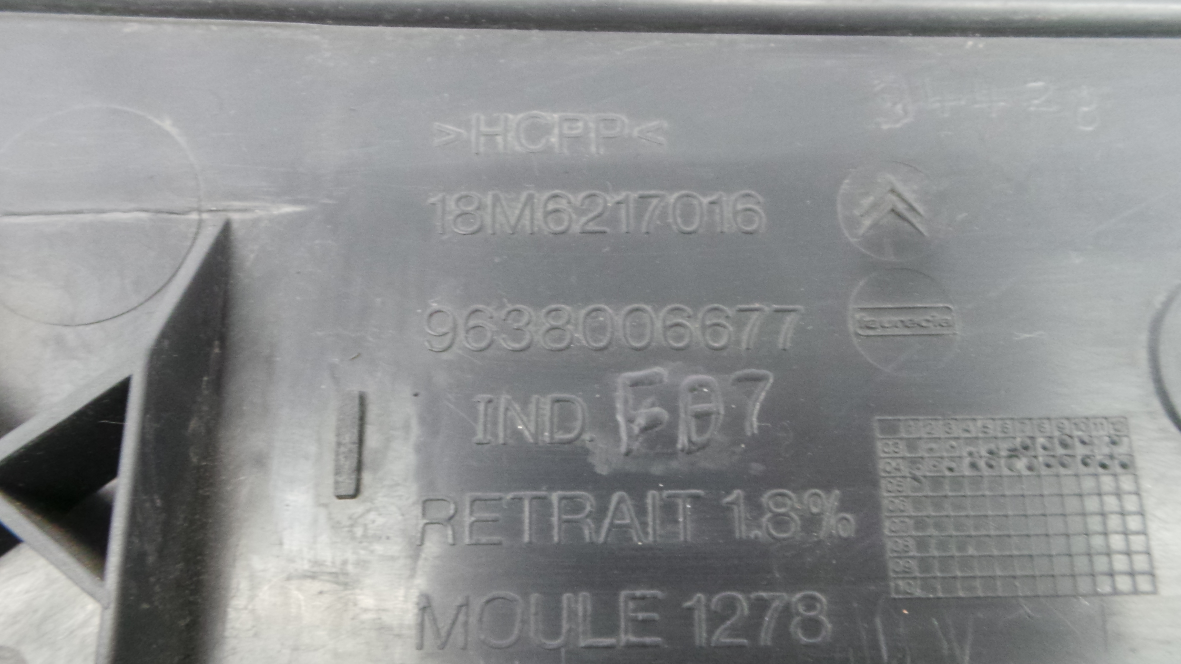 Porta Luvas  9638006677 - CITROËN C2 (JM_)-36509736