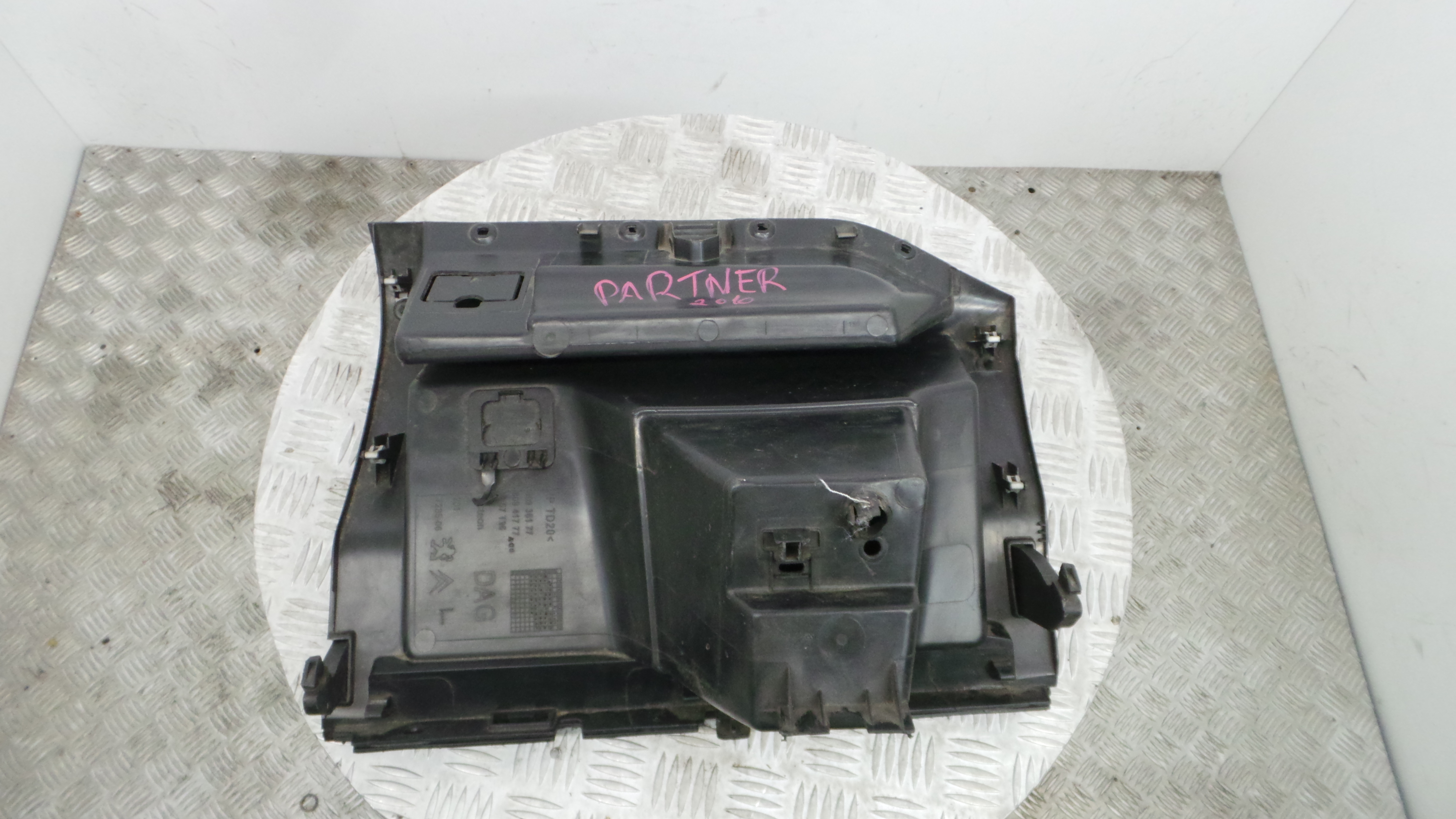 Porta Luvas  9680936177 - PEUGEOT PARTNER Caixa/monovolume (5_, G_), PARTNER Van (5_, G_), RANCH Cai-36509758