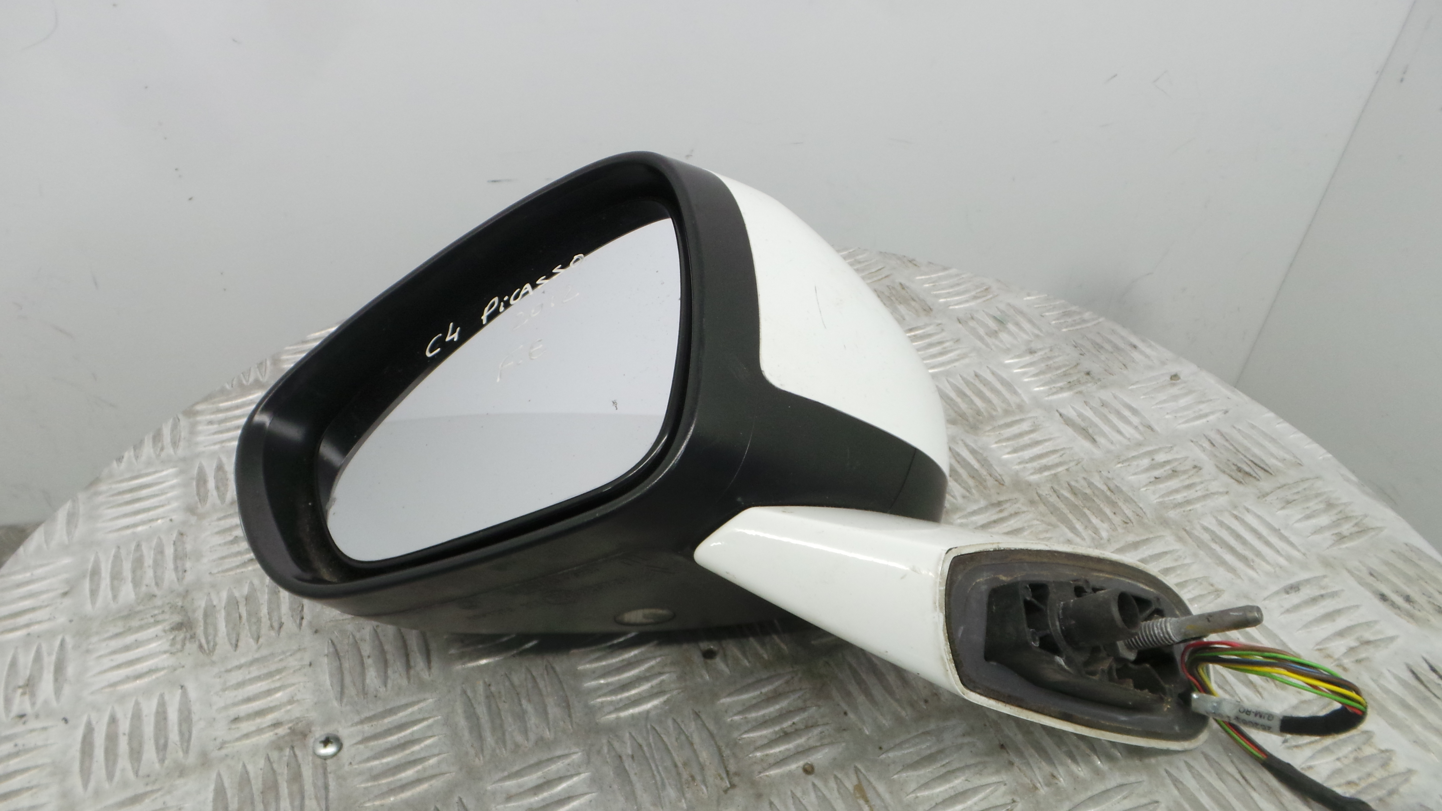 Espelho Retrovisor Esq A057273 / E9026724 - CITROËN C4 PICASSO II-36517501