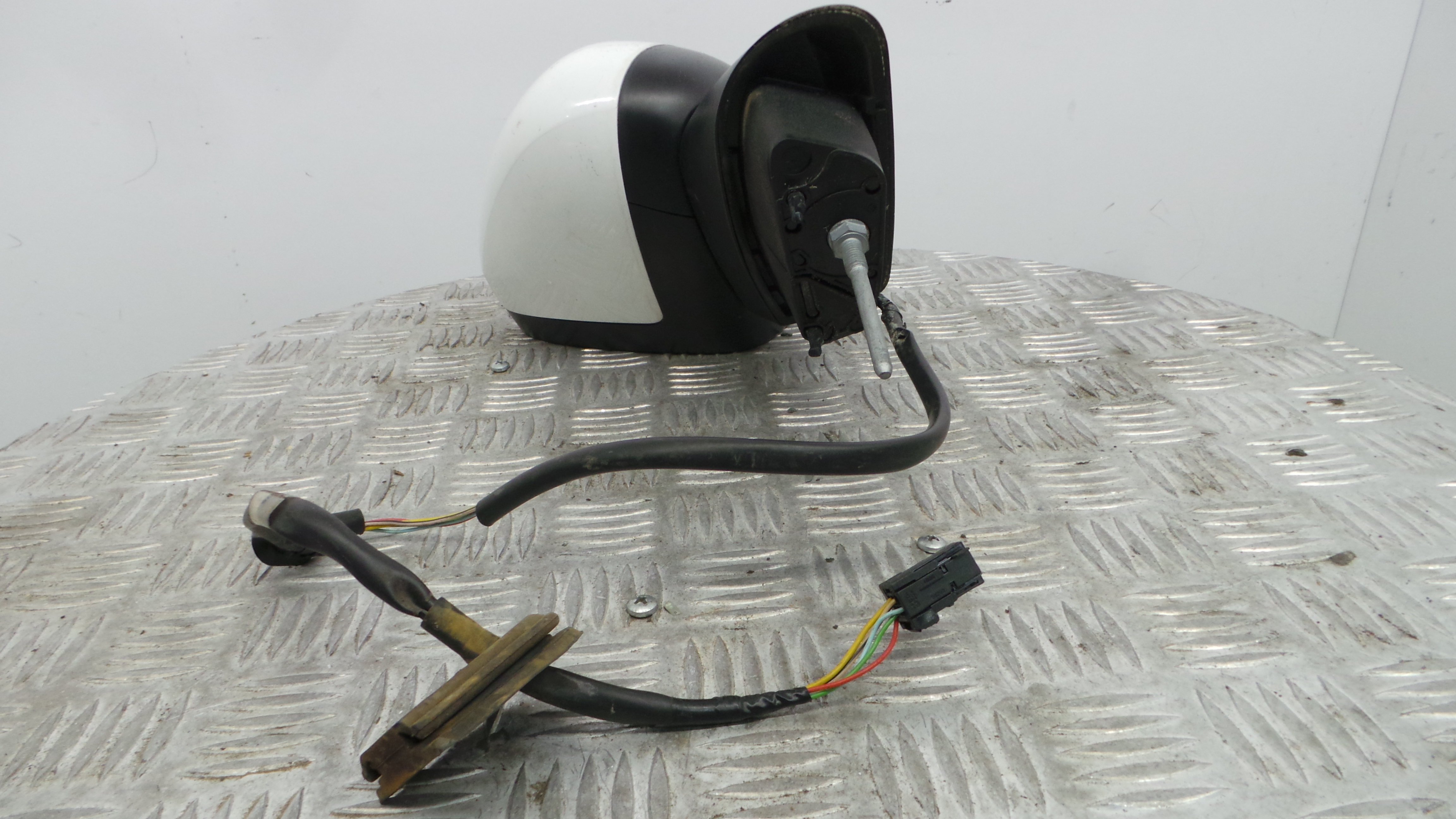 Espelho Retrovisor Esq 1607144580 - CITROËN C3 II (SC_)-36517504