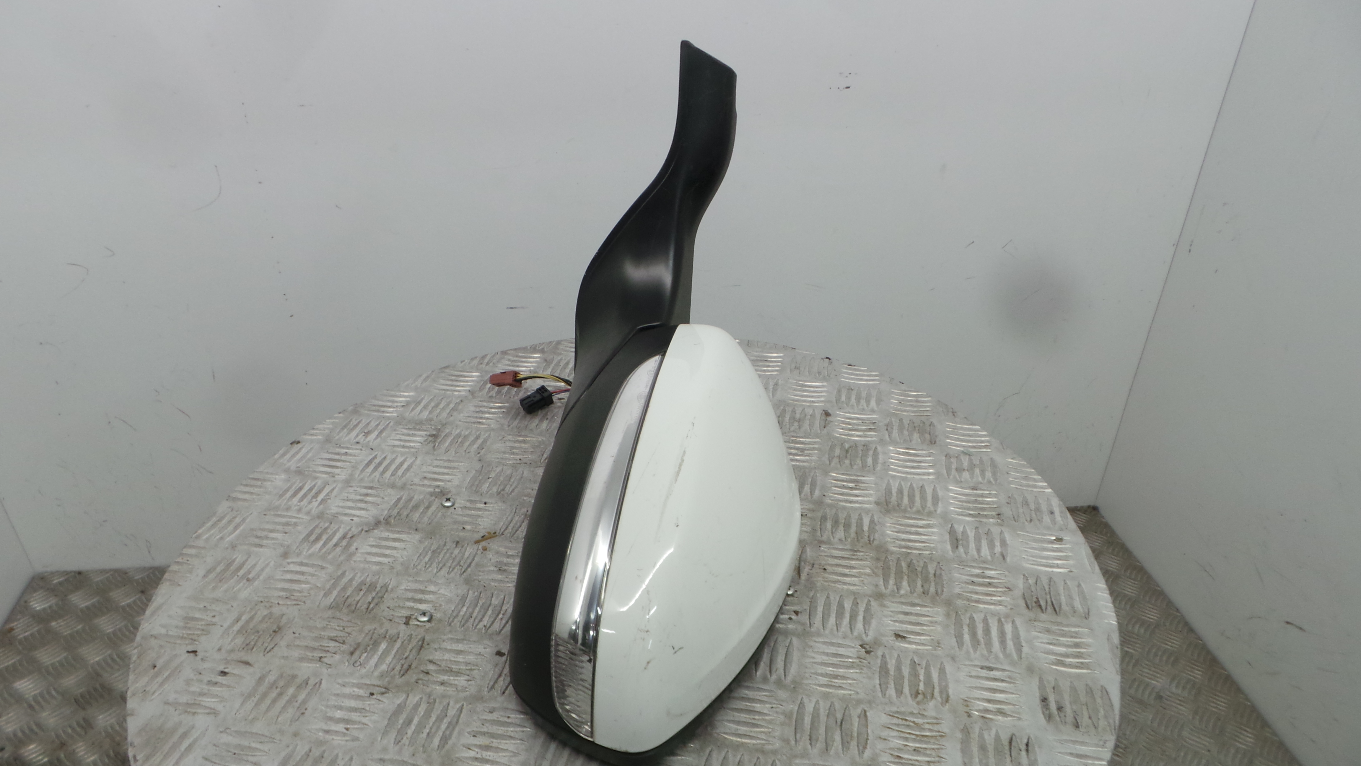 Espelho Retrovisor Esq 1611240280 - PEUGEOT 208 I (CA_, CC_)-36518874