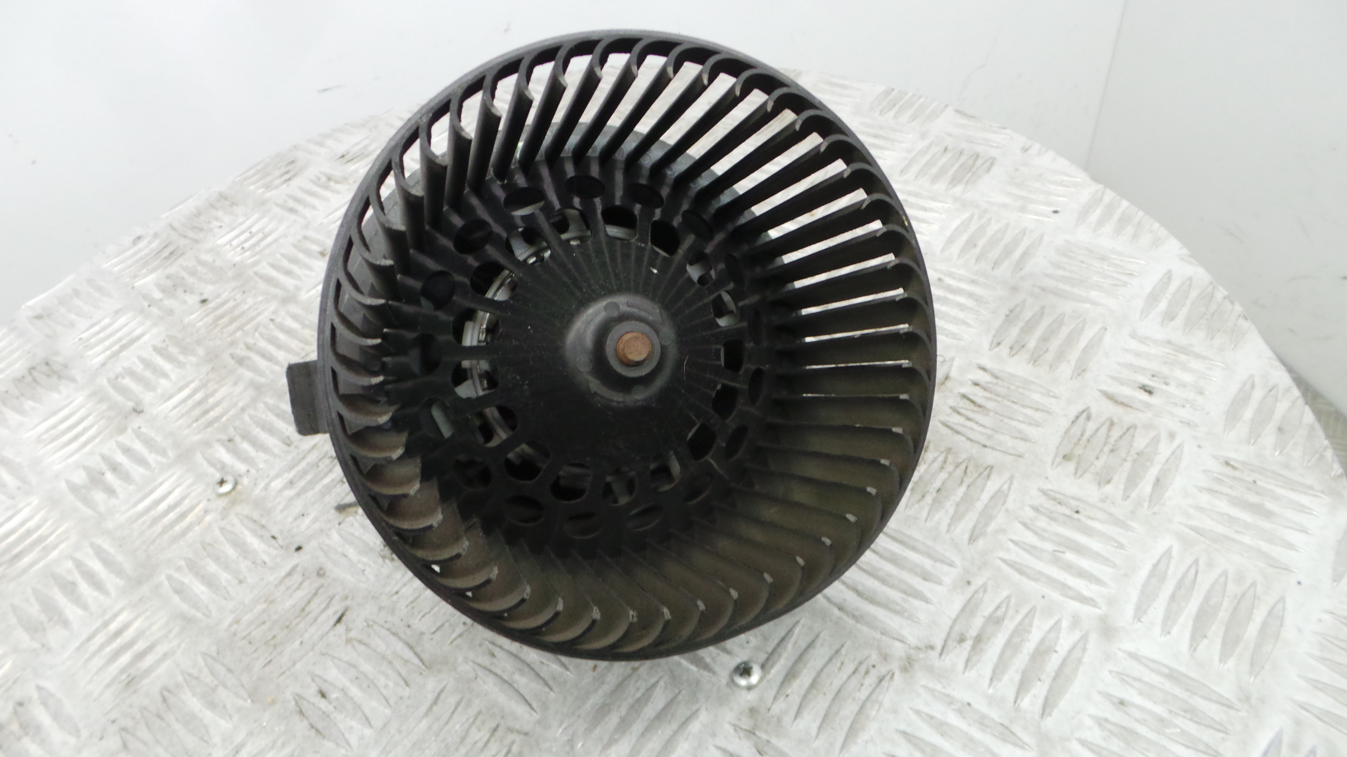 Motor da Chauffage / Motor de Sofagem 6441V5 - PEUGEOT 207 (WA_, WC_), 207/207+ (WA_, WC_)-36523579 Motor da Chauffage / Motor de Sofagem 6441V5 - PEUGEOT 207 (WA_, WC_), 207/207+ (WA_, WC_)-36523579