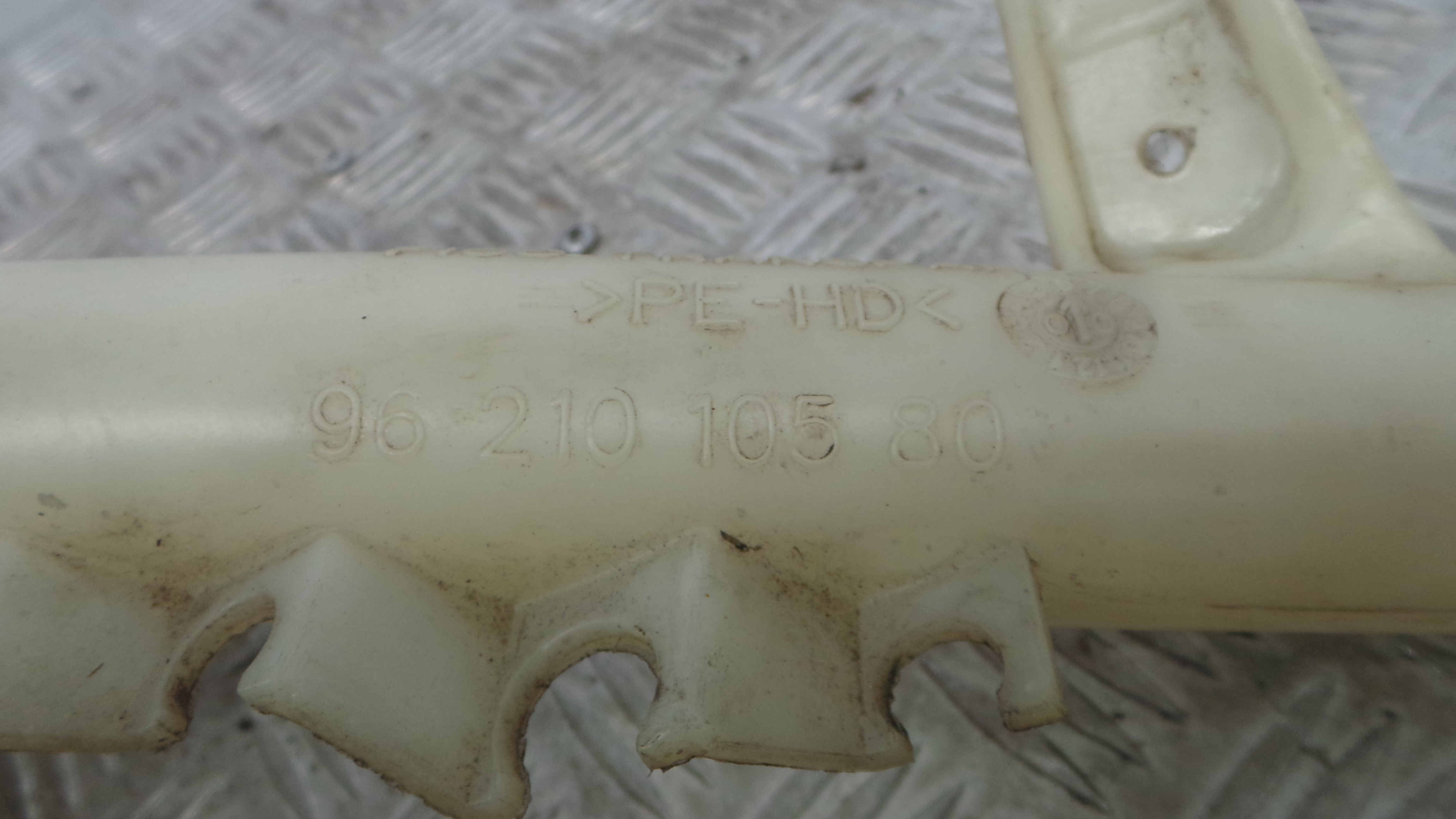 Deposito Reservatório Limpa Vidros Para Brisas 9621010480 - PEUGEOT PARTNER Caixa/monovolume (5_, G-36526435