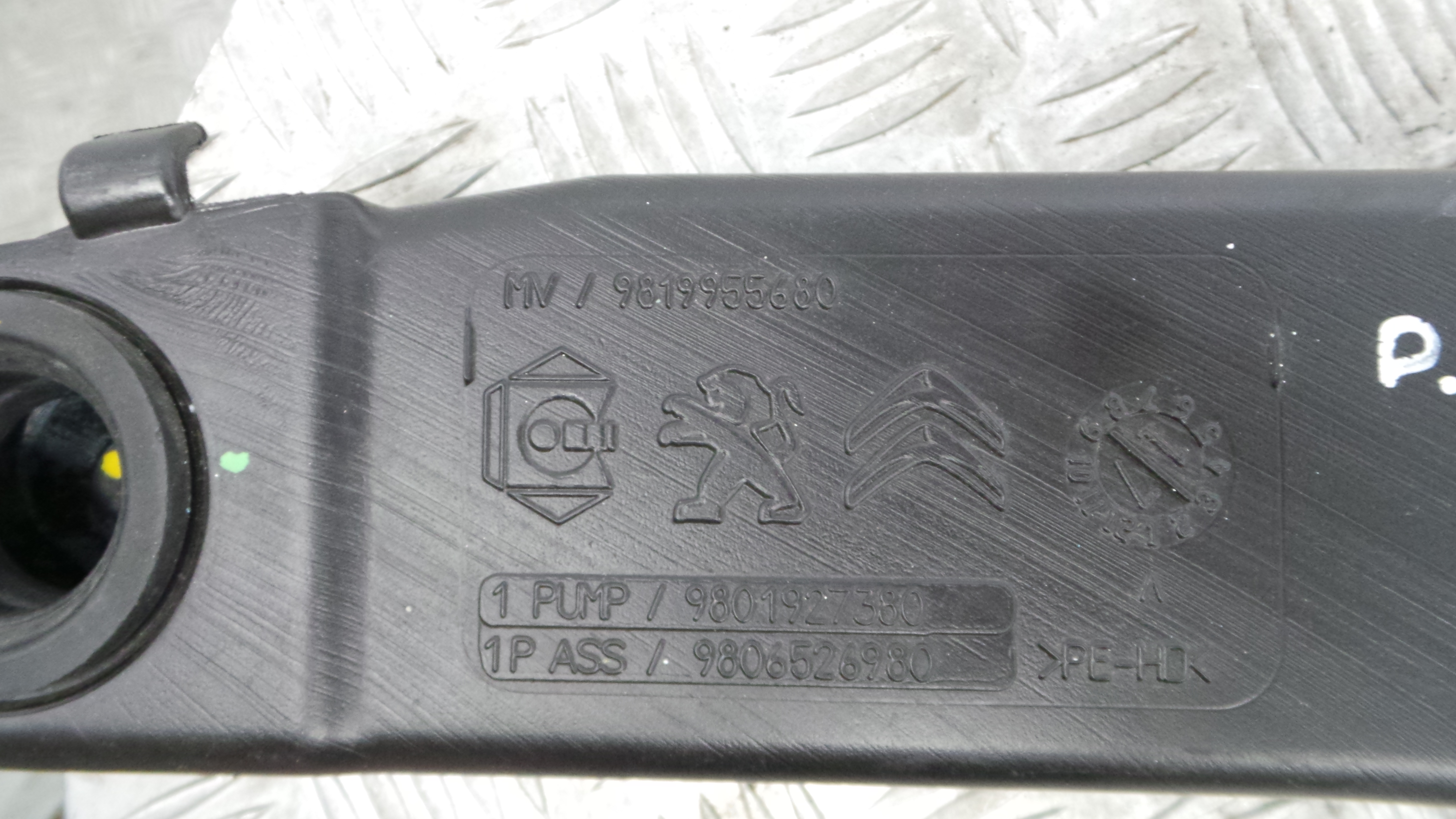 Deposito Reservatório Limpa Vidros Para Brisas 9819955680 - PEUGEOT 308 SW II (LC_, LJ_, LR_, LX_, -36526455