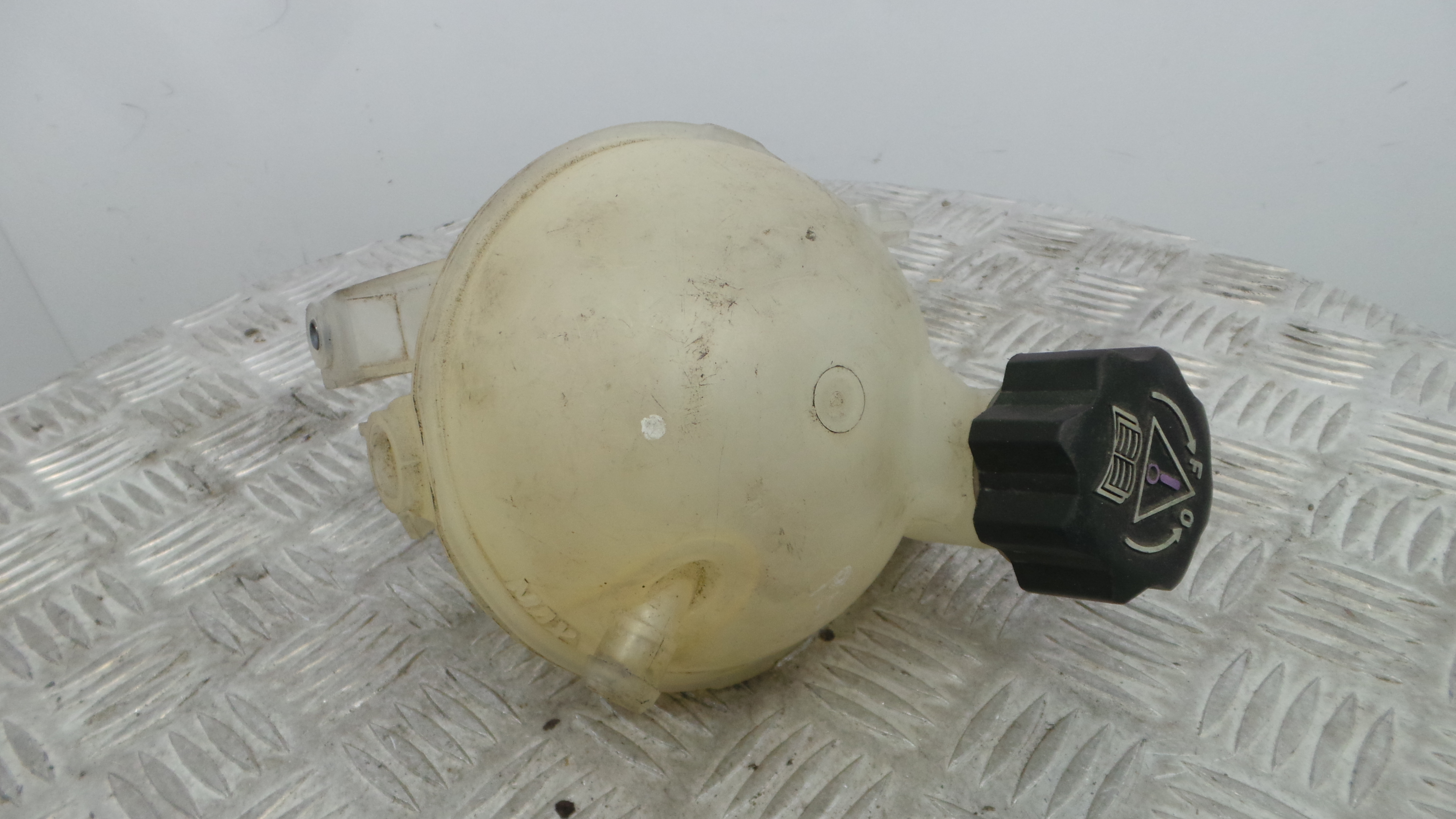 Depósito Água Radiador / Vazo de Expansao 1323FA - PEUGEOT 308 I (4A_, 4C_)-36526636 Depósito Água Radiador / Vazo de Expansao 1323FA - PEUGEOT 308 I (4A_, 4C_)-36526636