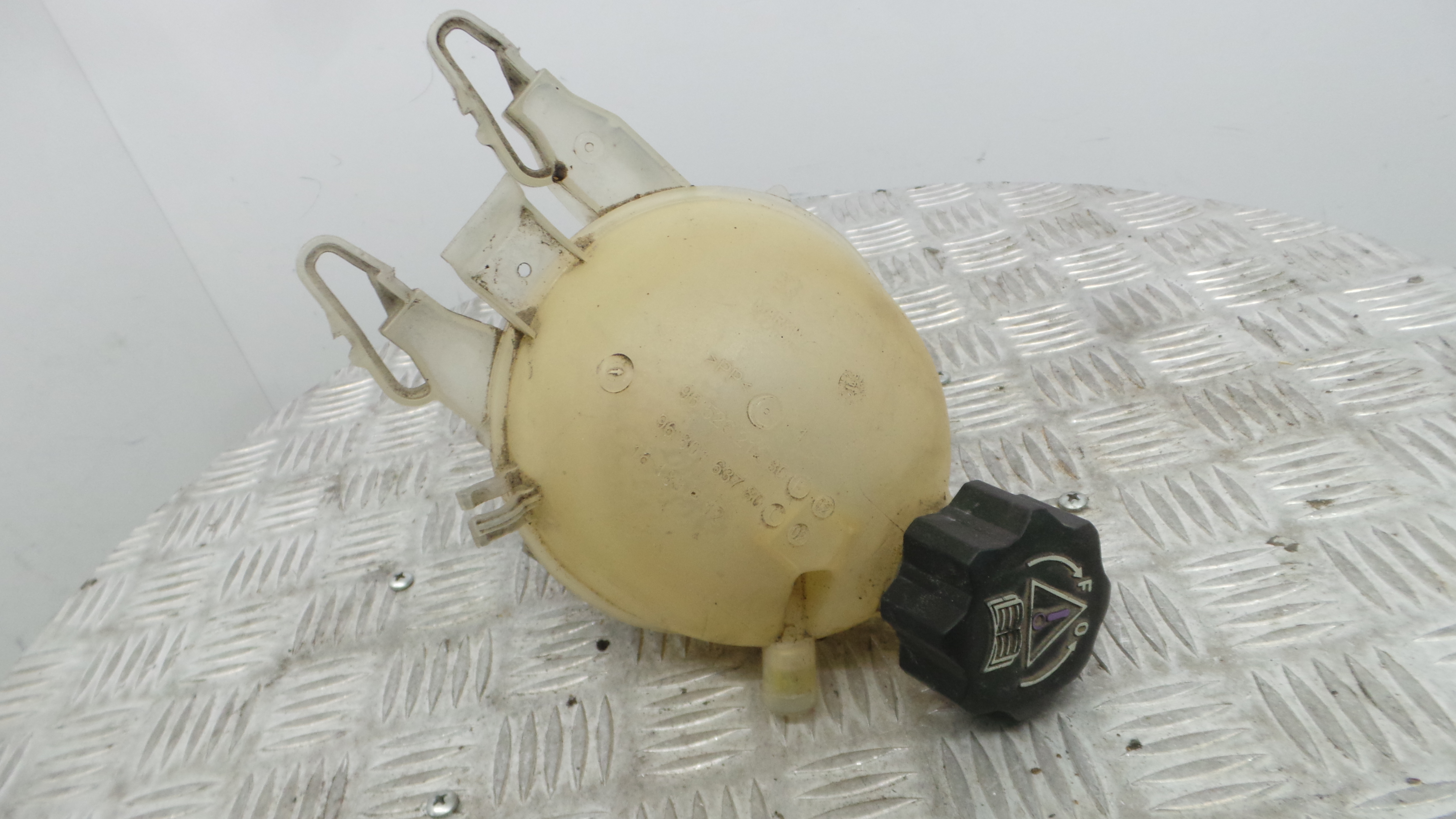 Depósito Água Radiador / Vazo de Expansao 9652621280 - CITROËN C3 I (FC_, FN_)-36527007 Depósito Água Radiador / Vazo de Expansao 9652621280 - CITROËN C3 I (FC_, FN_)-36527007