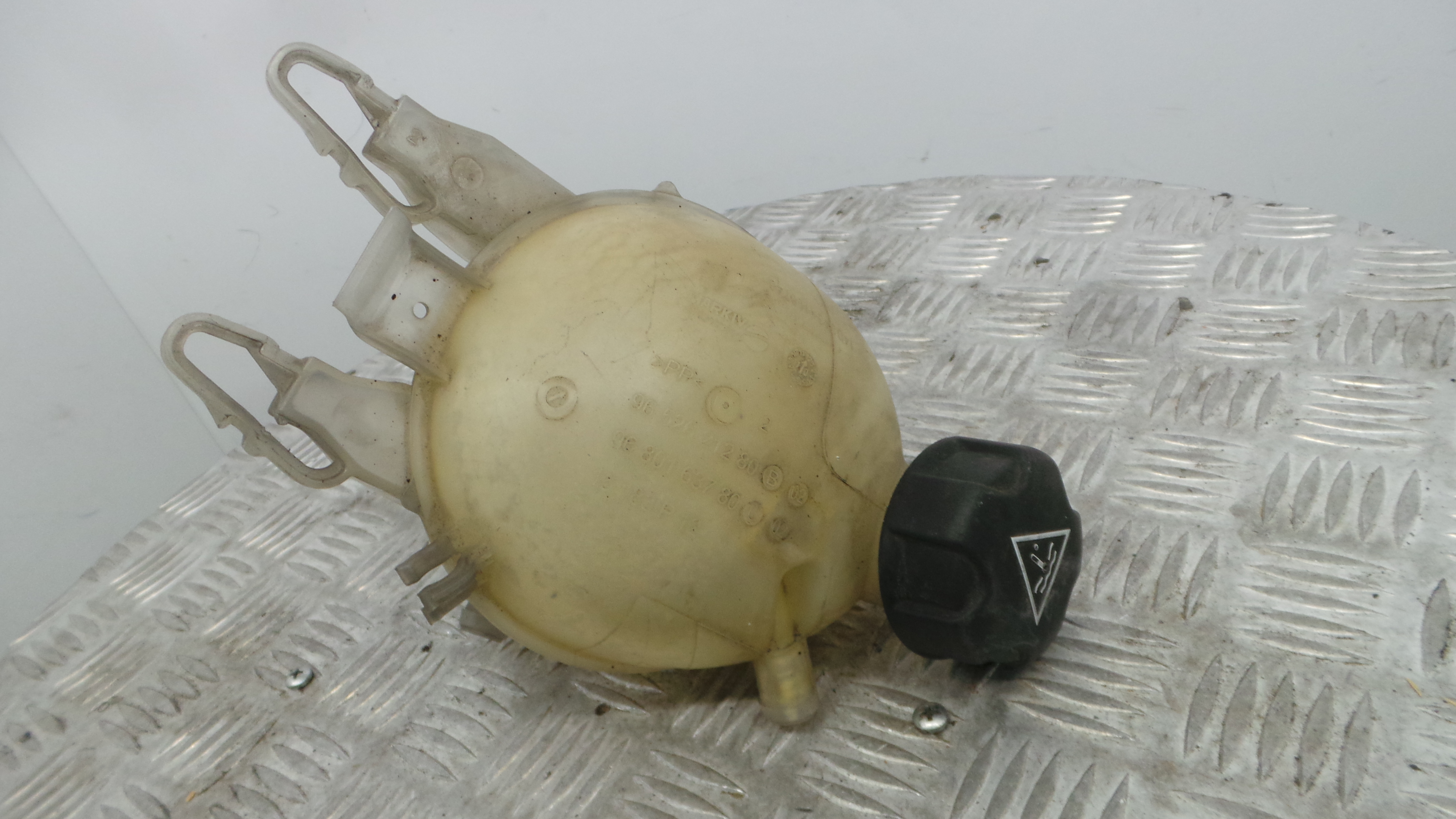 Depósito Água Radiador / Vazo de Expansao 9652621280 - CITROËN C3 II (SC_)-36527019 Depósito Água Radiador / Vazo de Expansao 9652621280 - CITROËN C3 II (SC_)-36527019