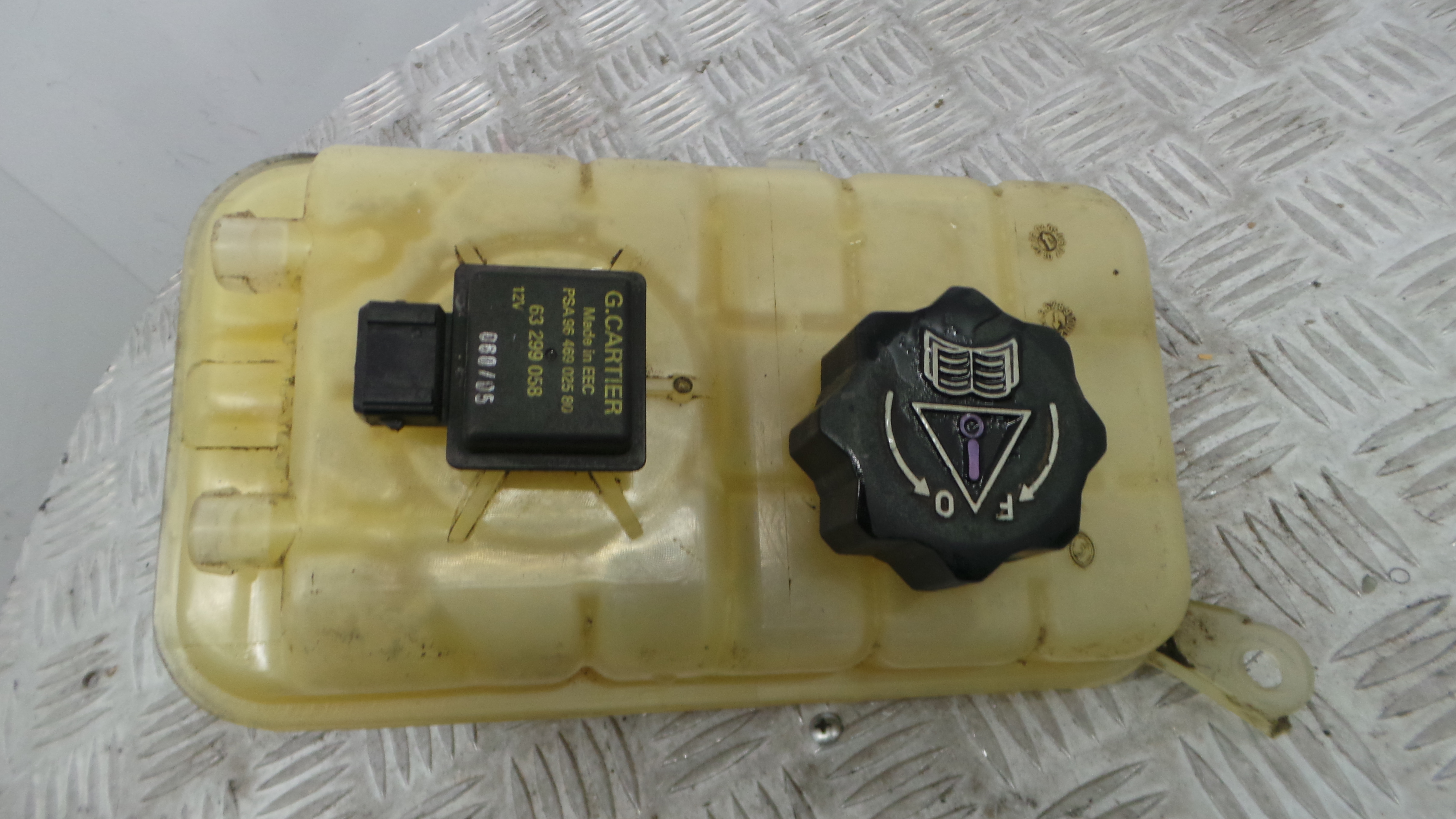 Depósito Água Radiador / Vazo de Expansao 132357 - PEUGEOT 407 (6D_)-36527260