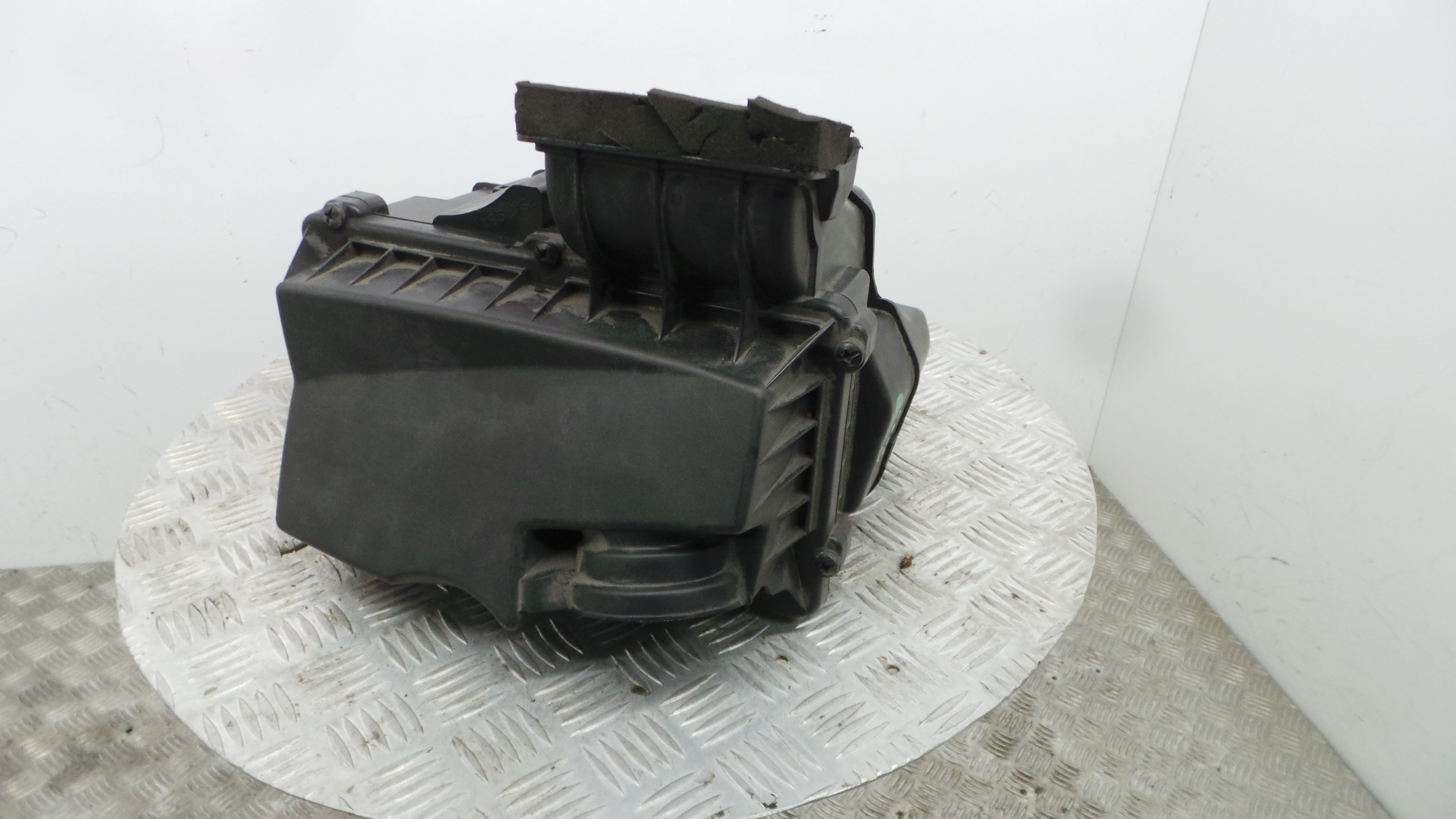 Caixa Filtro de Ar  9676423480 - PEUGEOT 308 II (LB_, LP_, LW_, LH_, L3_)-36528109