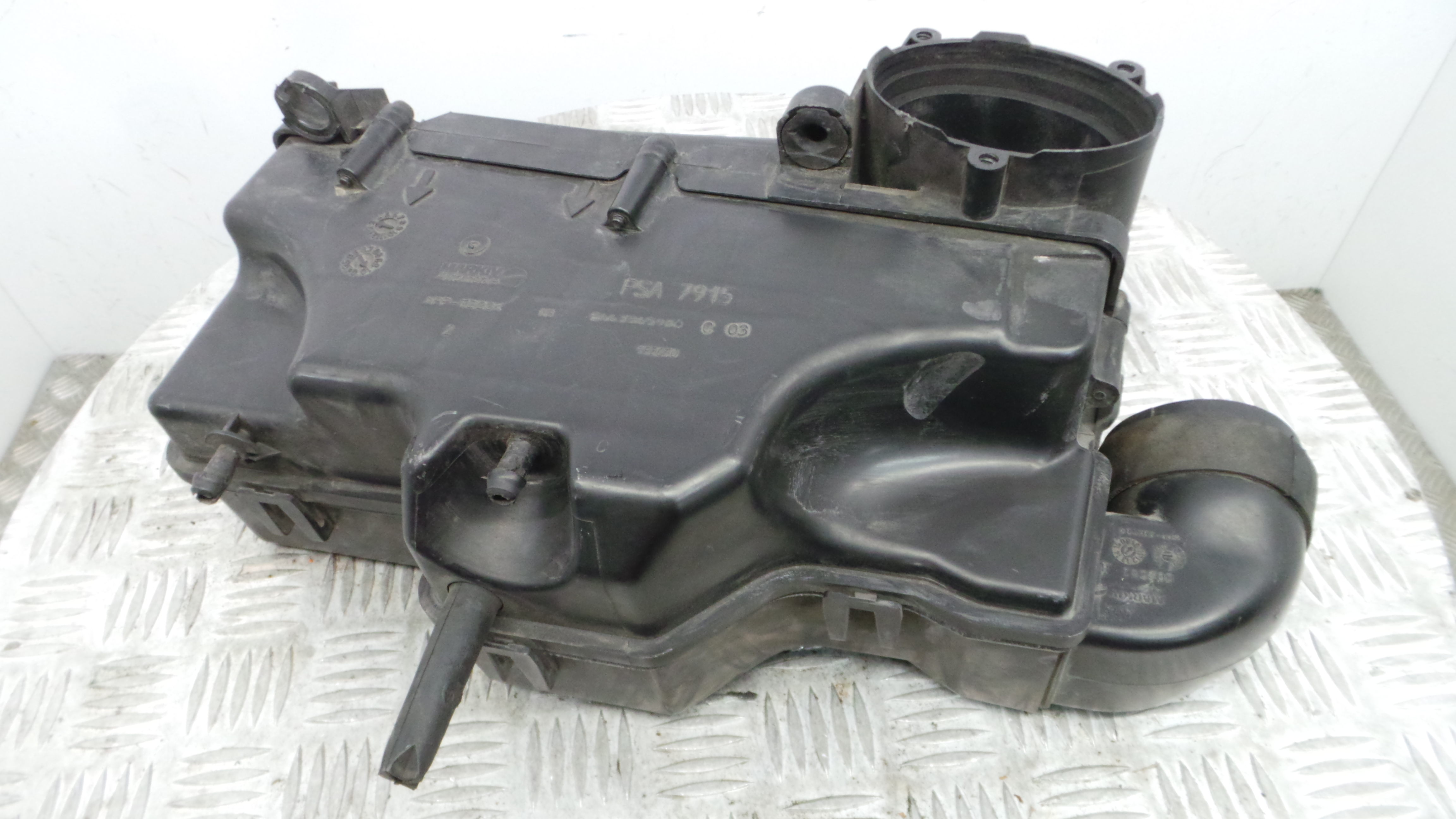 Caixa Filtro de Ar  9663365980 - PEUGEOT PARTNER Caixa/monovolume (5_, G_), PARTNER Van (5_, G_), RA-36528234