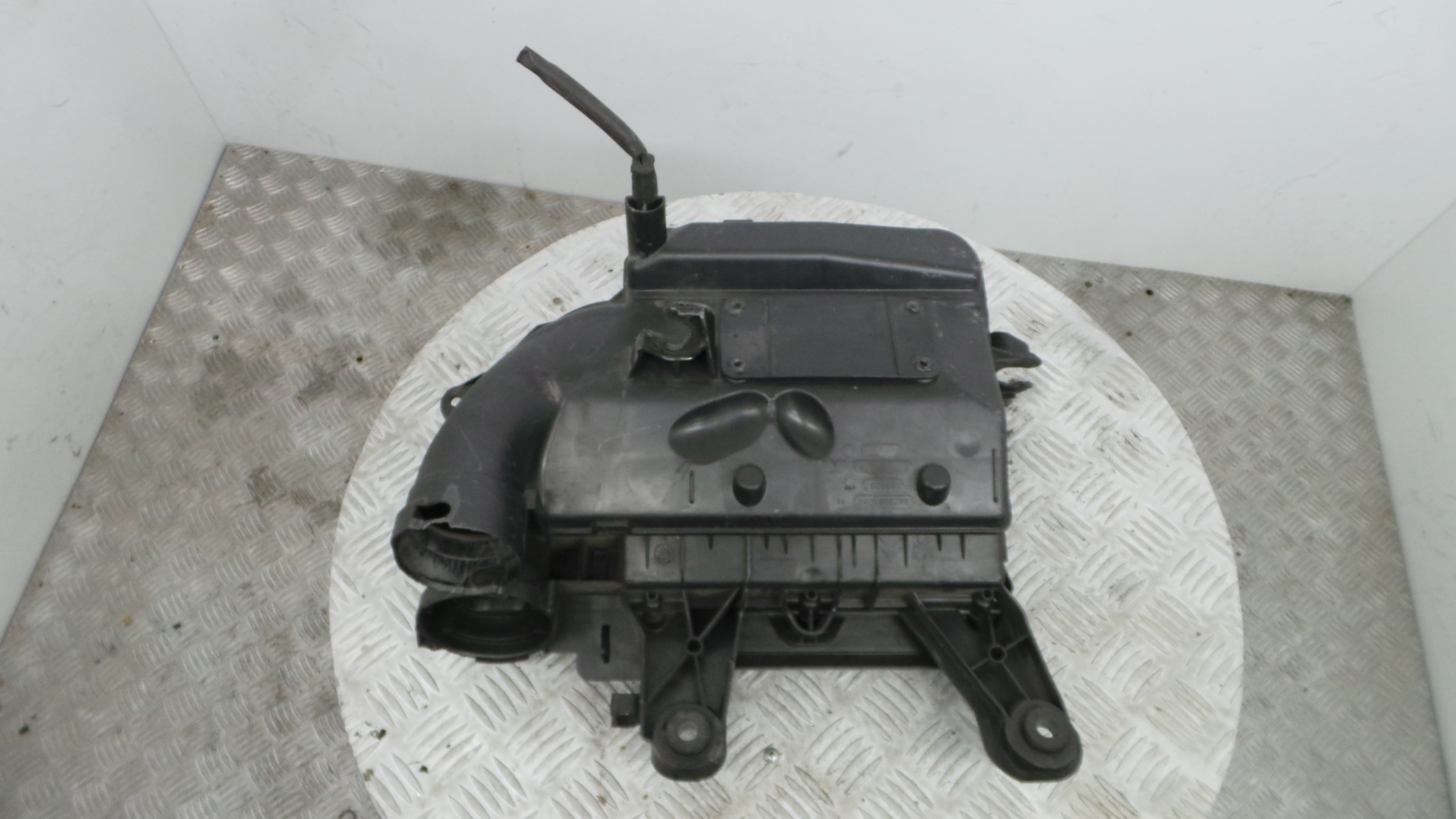 Caixa Filtro de Ar 9673061080 - CITROËN C3 II (SC_)-36528246