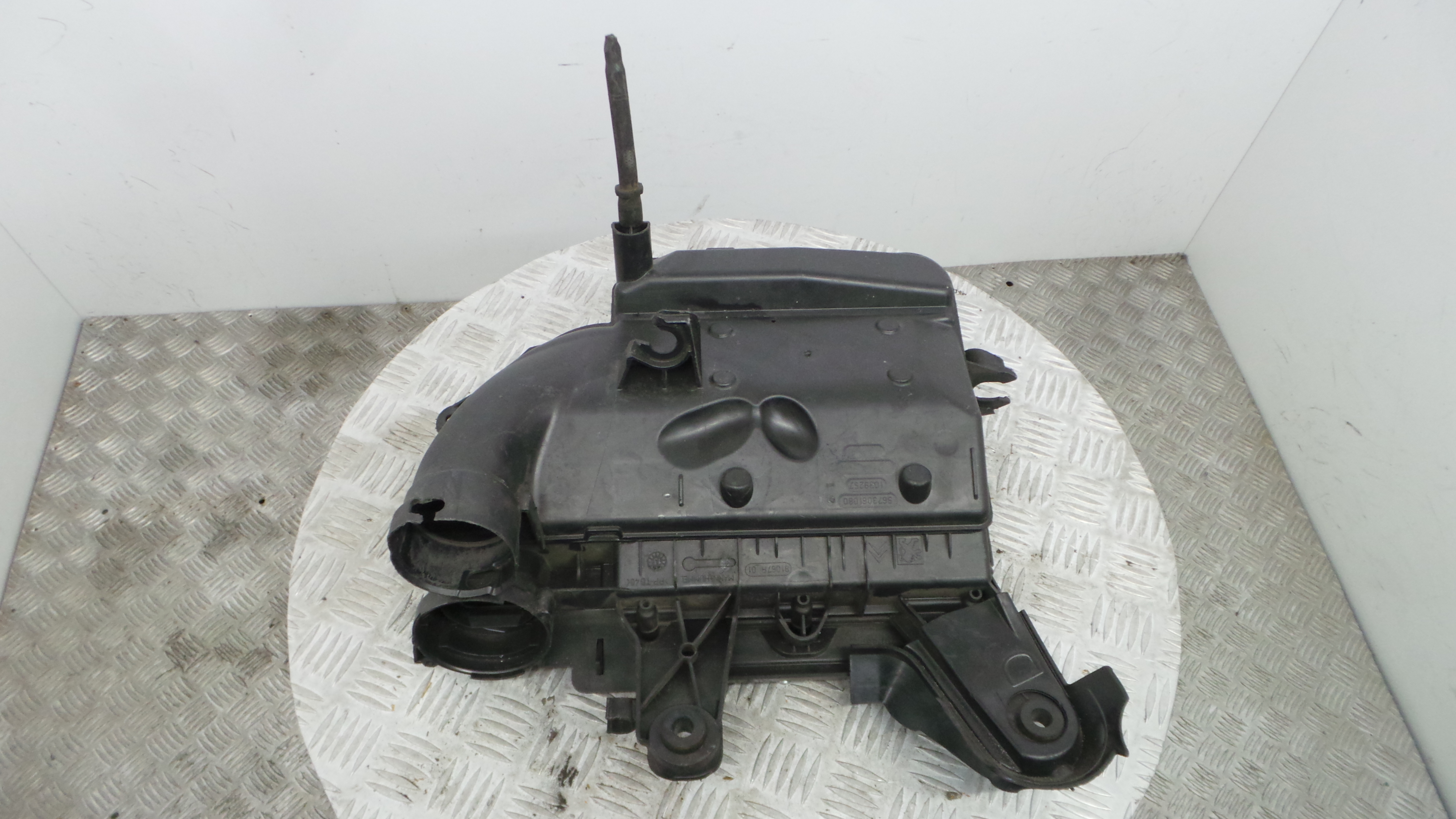 Caixa Filtro de Ar  9673061080 - PEUGEOT 208 I (CA_, CC_)-36528249