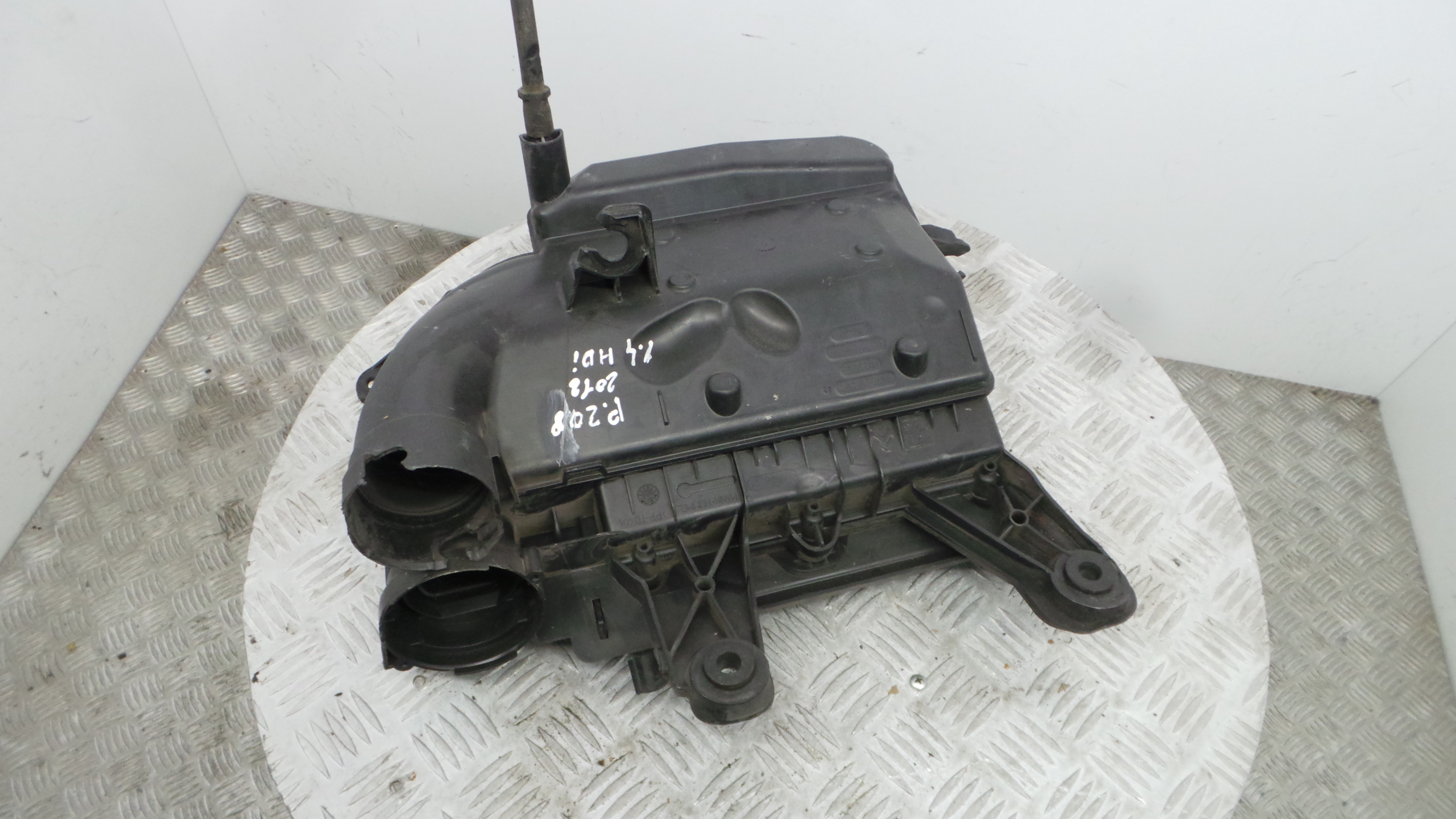 Caixa Filtro de Ar  9673061080 - PEUGEOT 208 I (CA_, CC_)-36528261