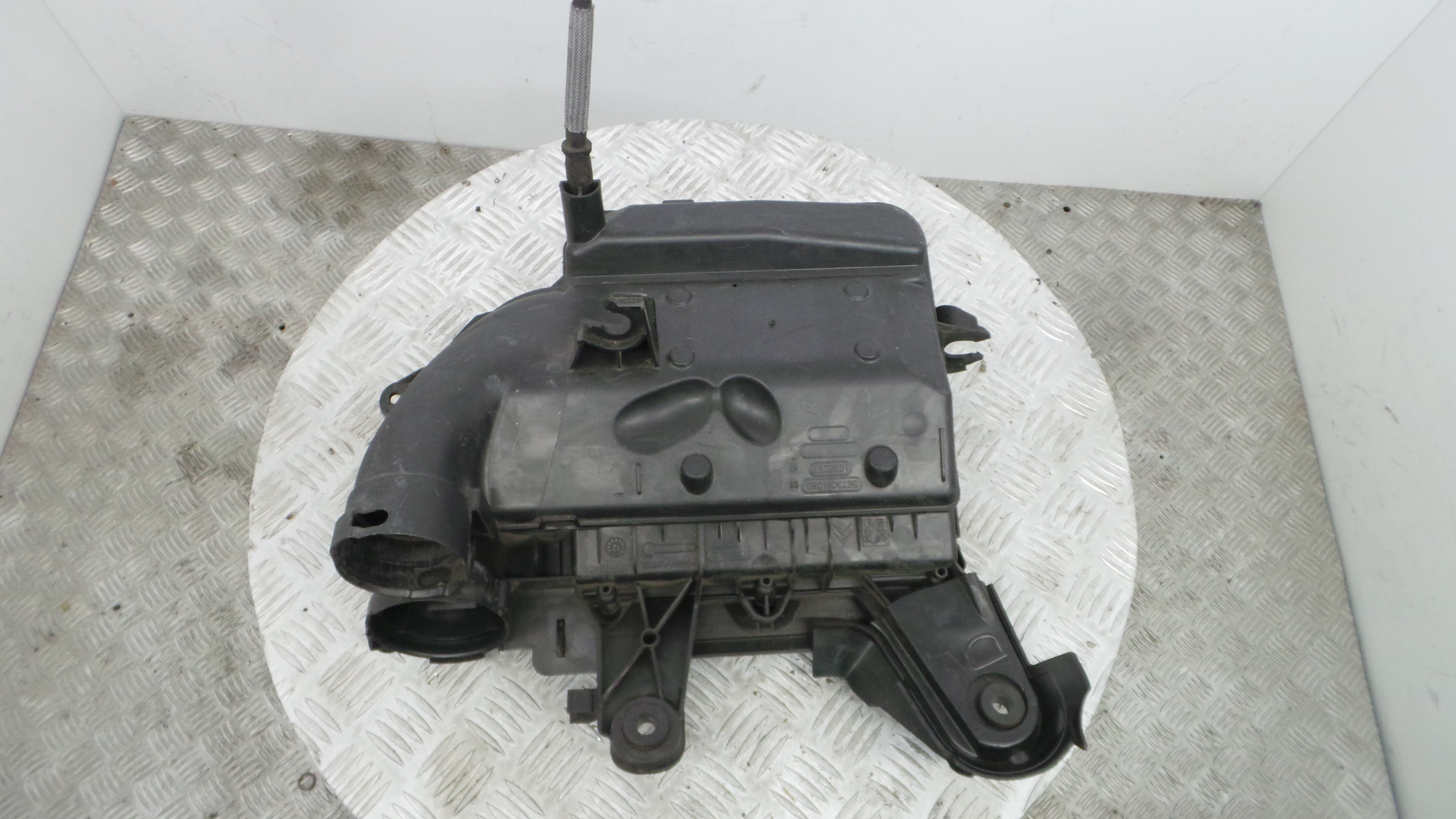 Caixa Filtro de Ar  9673061080 - PEUGEOT 208 I (CA_, CC_)-36528267