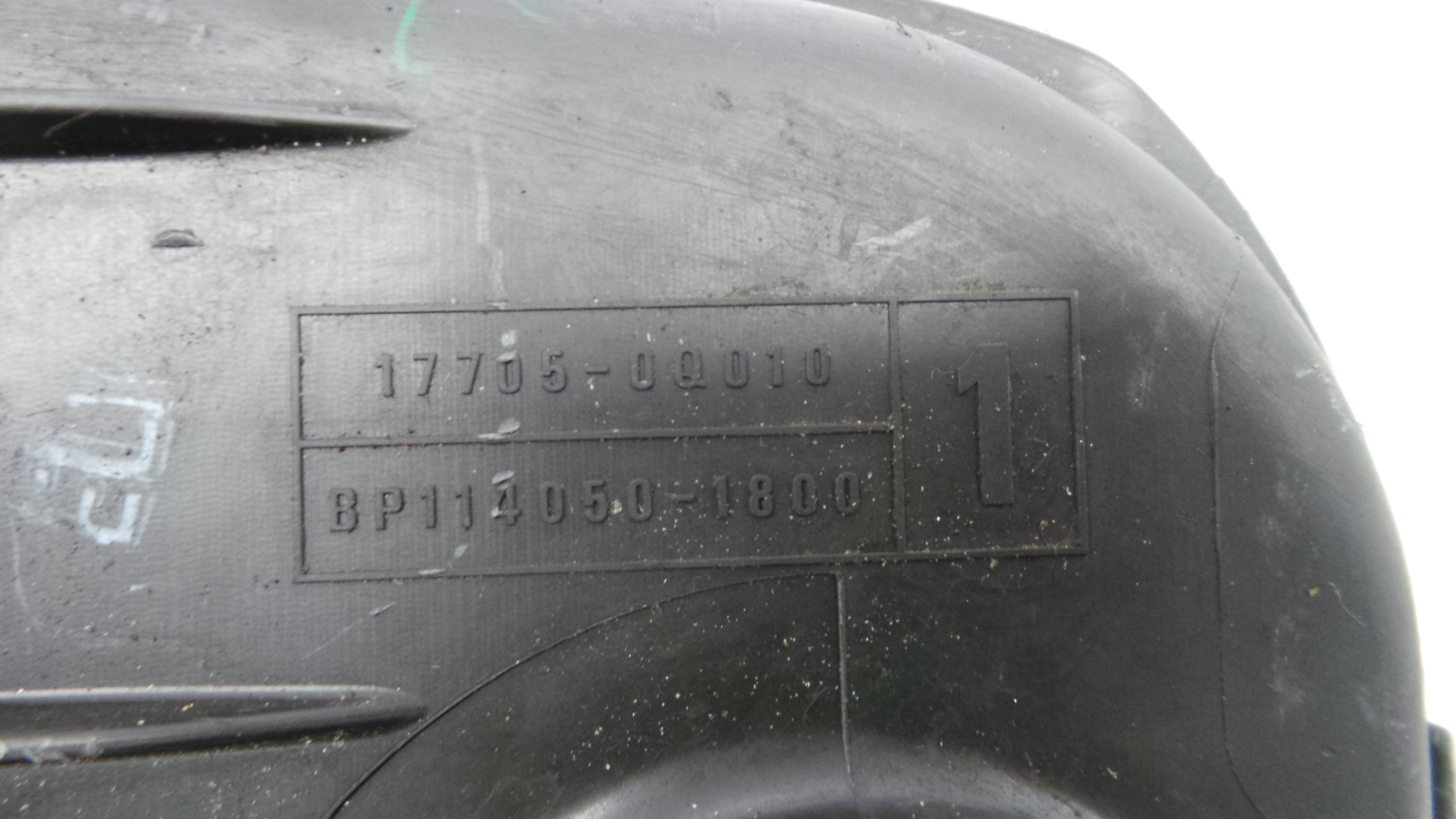 Caixa Filtro de Ar  17705-0Q010 - PEUGEOT 107 (PM_, PN_)-36528280