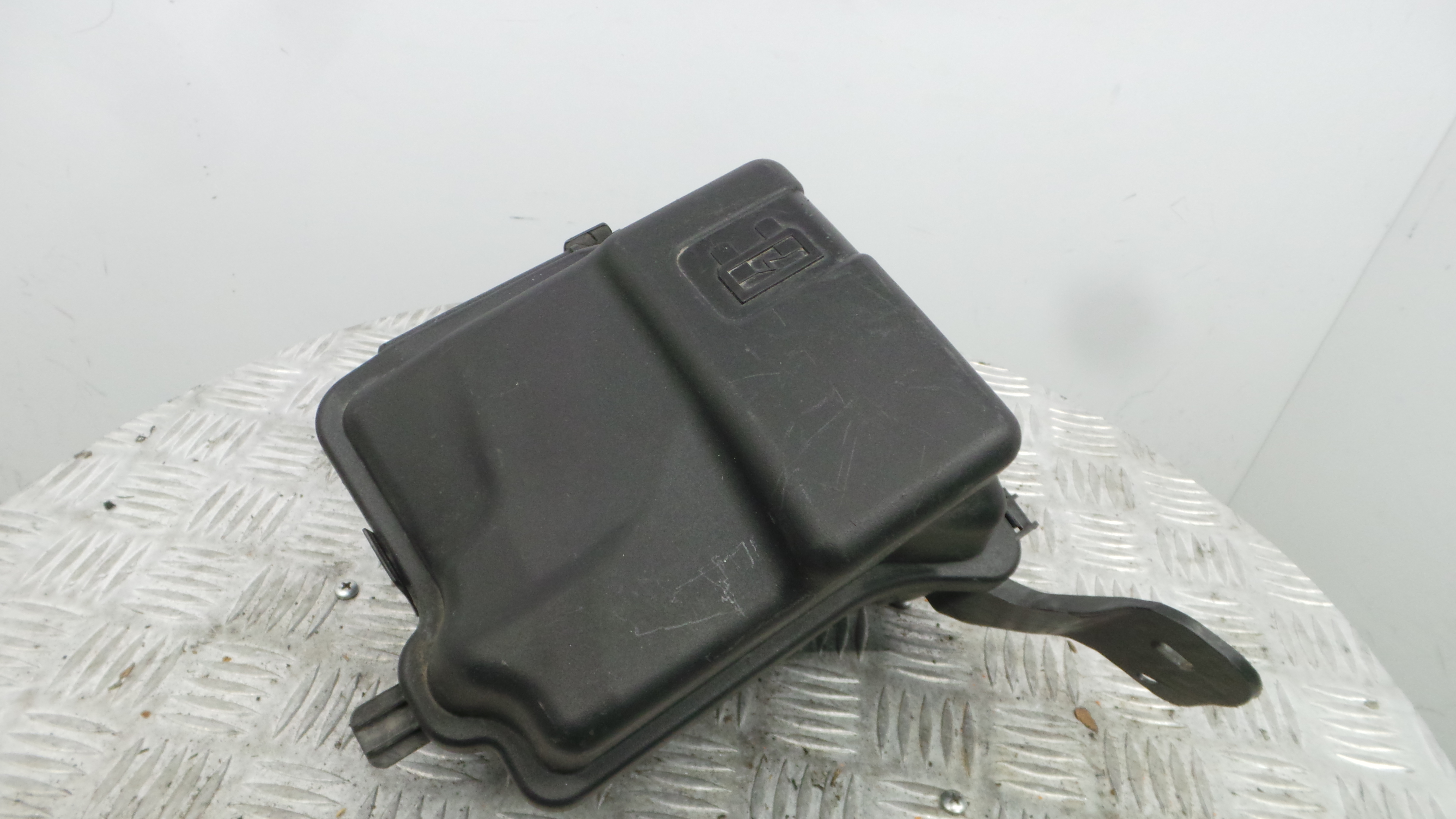 Caixa de Fusiveis 9657287080 - PEUGEOT 207 (WA_, WC_), 207/207+ (WA_, WC_)-36528307 Caixa de Fusiveis 9657287080 - PEUGEOT 207 (WA_, WC_), 207/207+ (WA_, WC_)-36528307