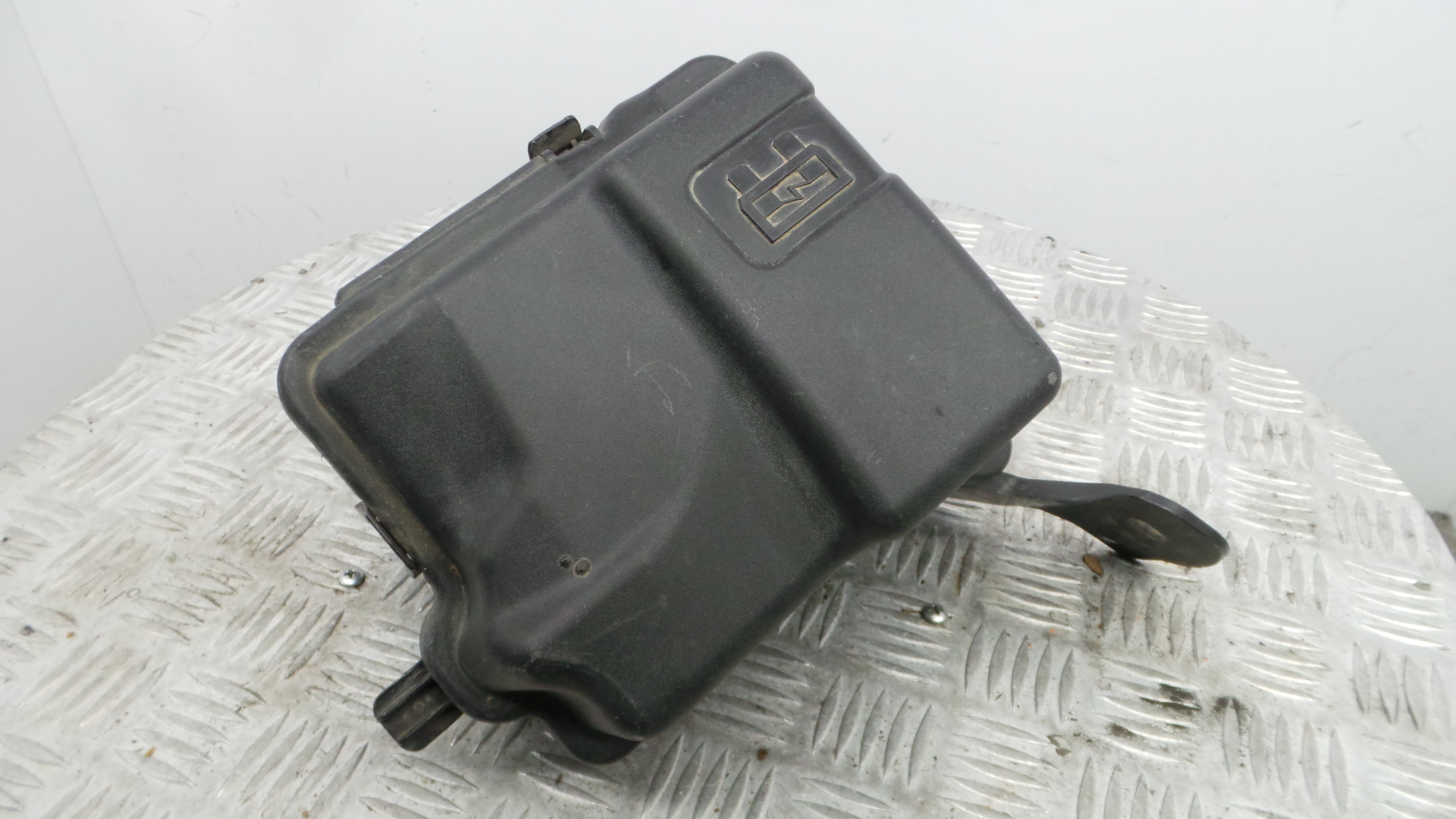 Caixa de Fusiveis 9657287080 - PEUGEOT 207 (WA_, WC_), 207/207+ (WA_, WC_)-36528332 Caixa de Fusiveis 9657287080 - PEUGEOT 207 (WA_, WC_), 207/207+ (WA_, WC_)-36528332