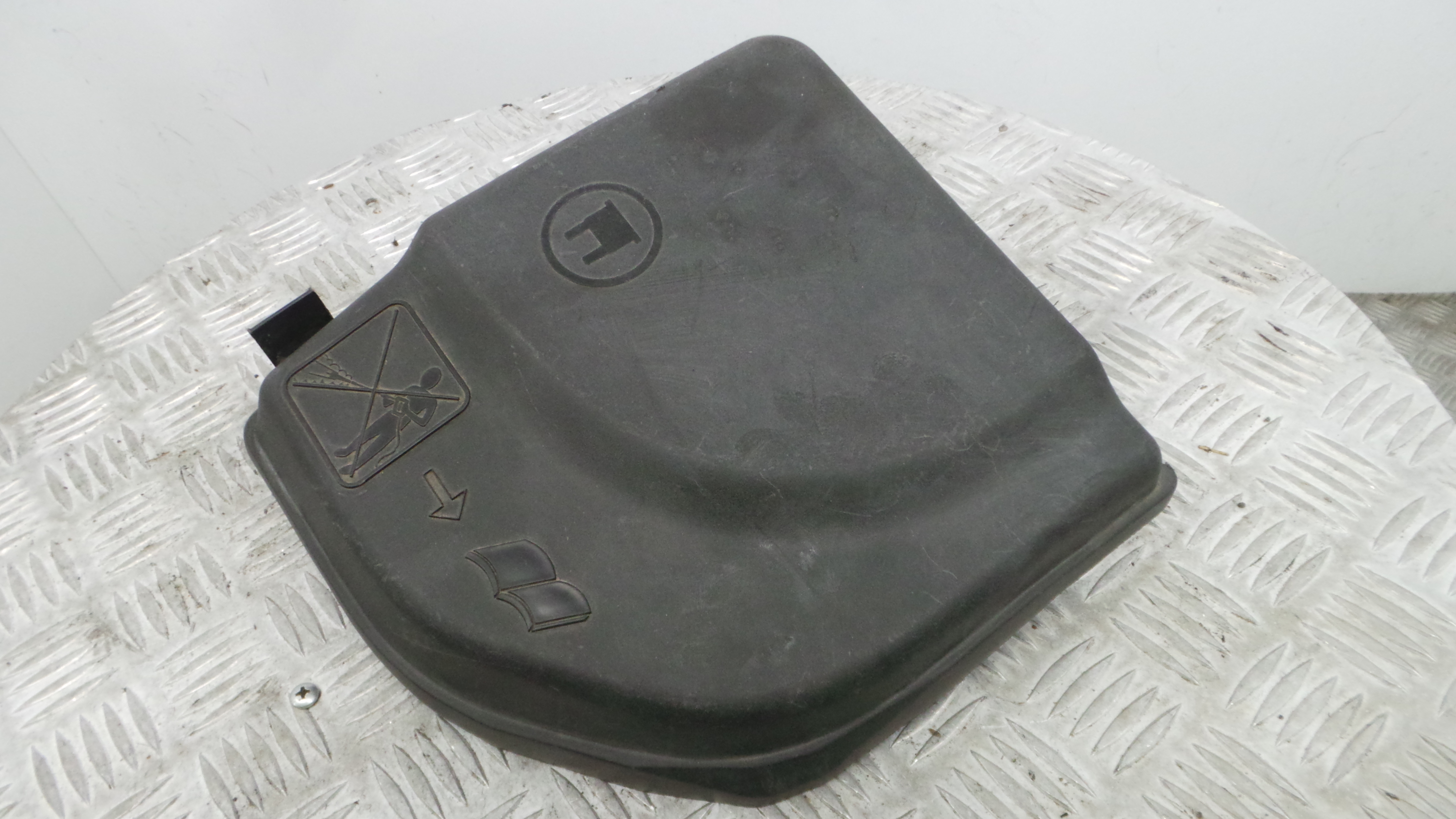 Tampa da Caixa dos Fusíveis 9653315180 - CITROËN C4 I (LC_)-36528369 Tampa da Caixa dos Fusíveis 9653315180 - CITROËN C4 I (LC_)-36528369