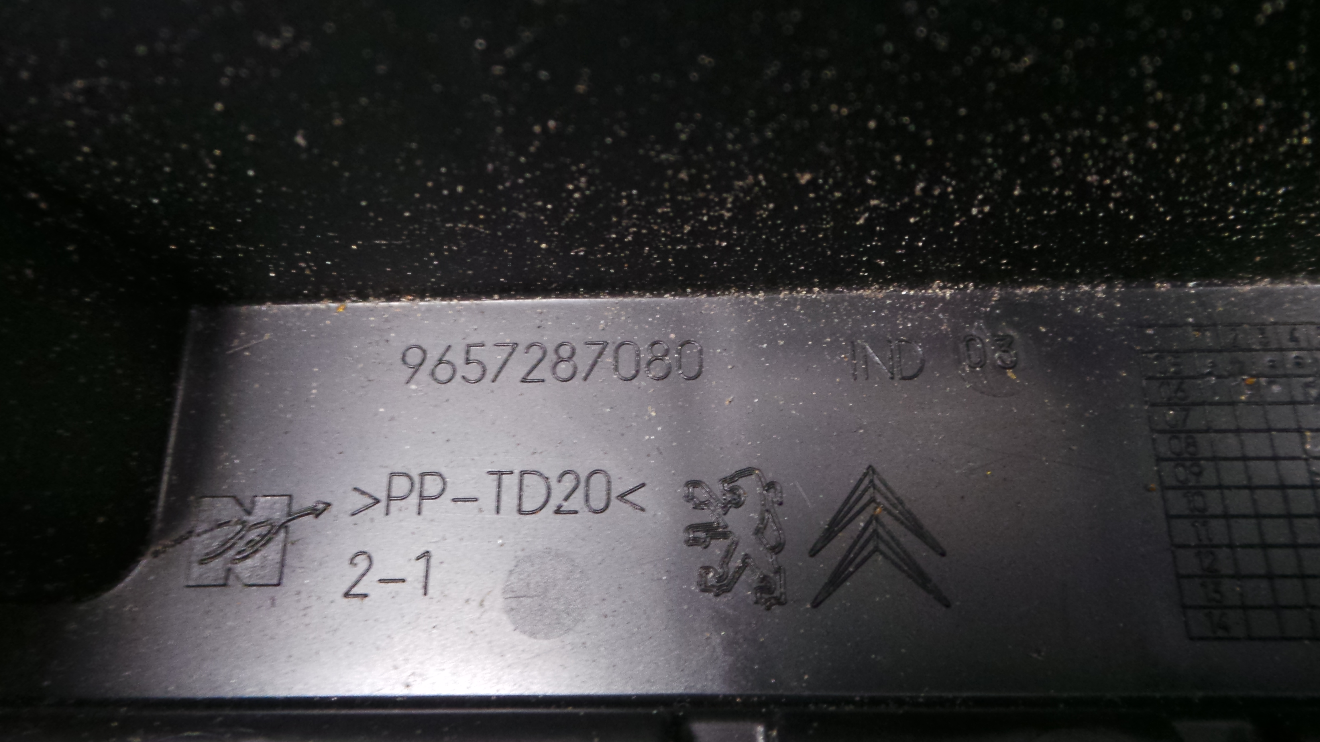 Caixa de Fusiveis 9657287080 - PEUGEOT 207 (WA_, WC_), 207/207+ (WA_, WC_)-36530119