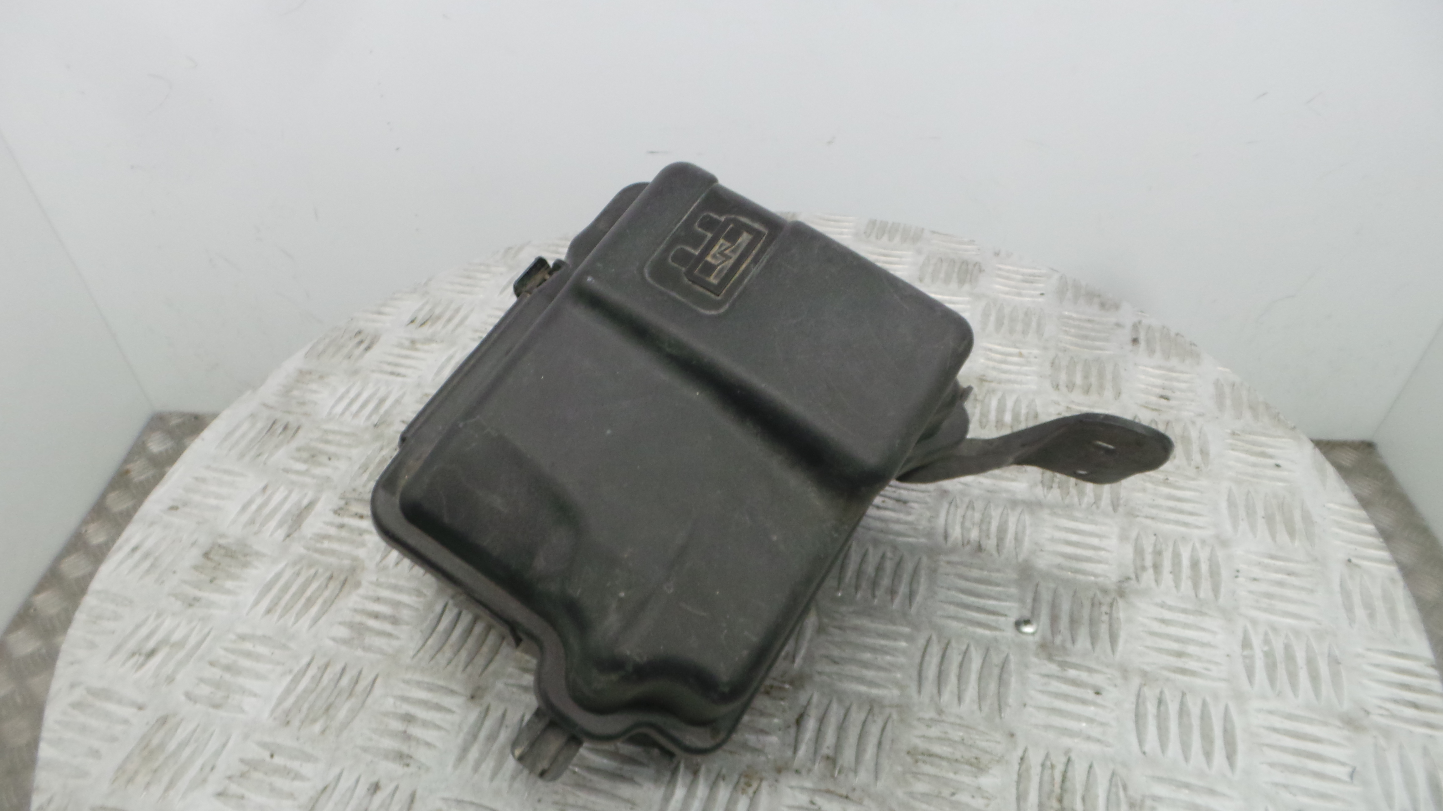 Caixa de Fusiveis 9657287080 - PEUGEOT 207 (WA_, WC_), 207/207+ (WA_, WC_)-36530123 Caixa de Fusiveis 9657287080 - PEUGEOT 207 (WA_, WC_), 207/207+ (WA_, WC_)-36530123