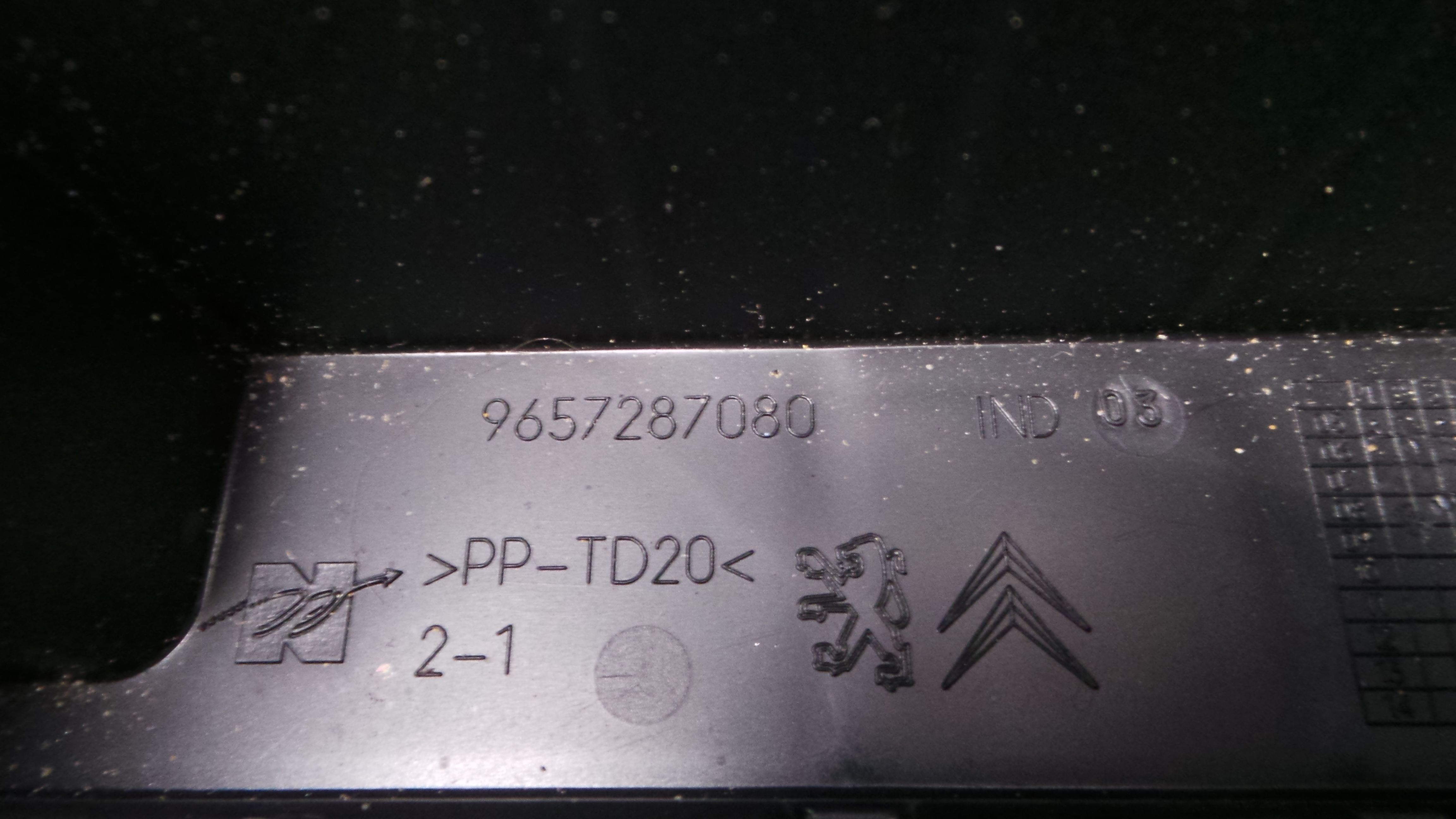 Caixa de Fusiveis 9657287080 - PEUGEOT 207 (WA_, WC_), 207/207+ (WA_, WC_)-36530123