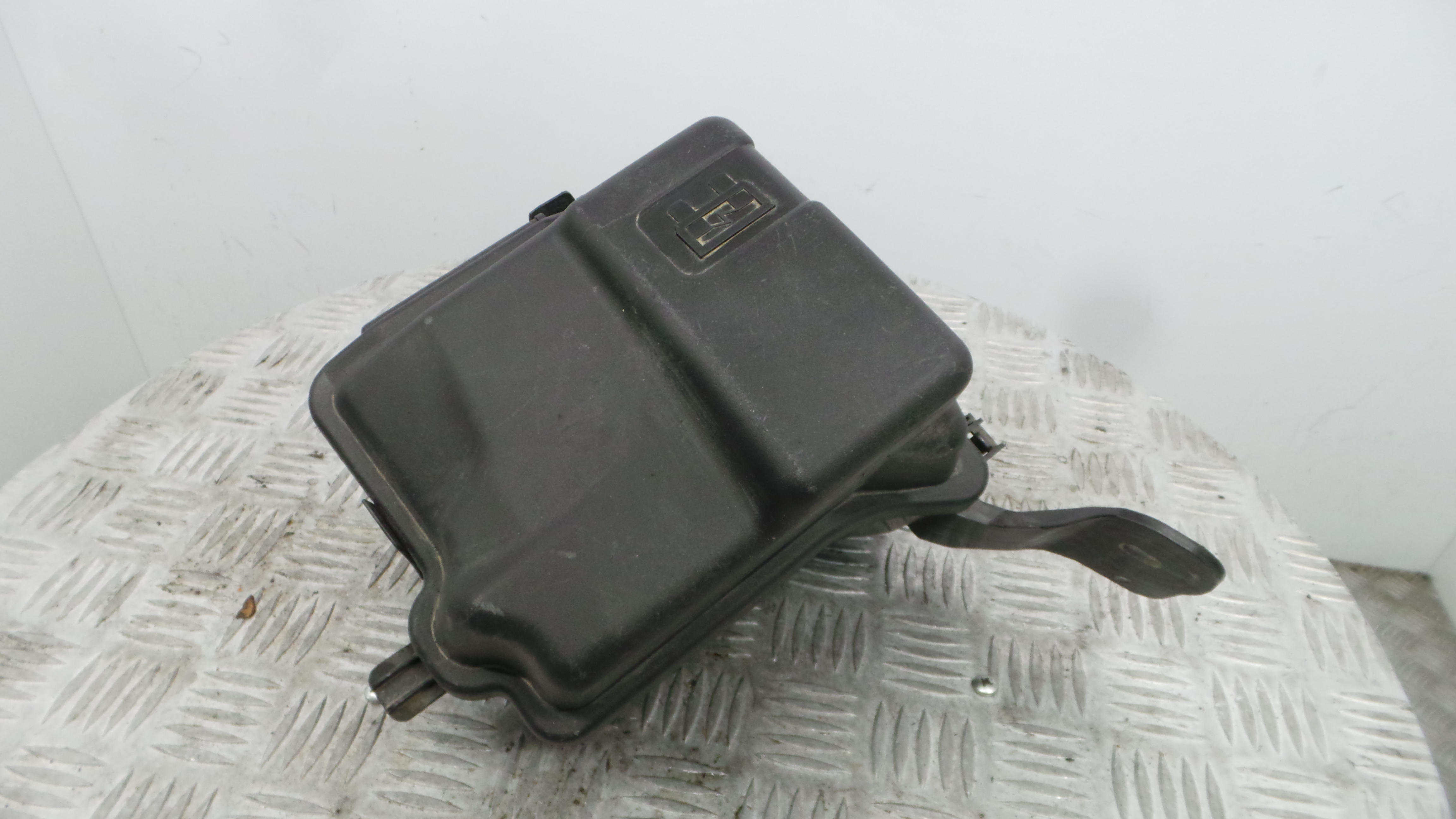 Caixa de Fusiveis 9657287080 - PEUGEOT 207 (WA_, WC_), 207/207+ (WA_, WC_)-36530127 Caixa de Fusiveis 9657287080 - PEUGEOT 207 (WA_, WC_), 207/207+ (WA_, WC_)-36530127