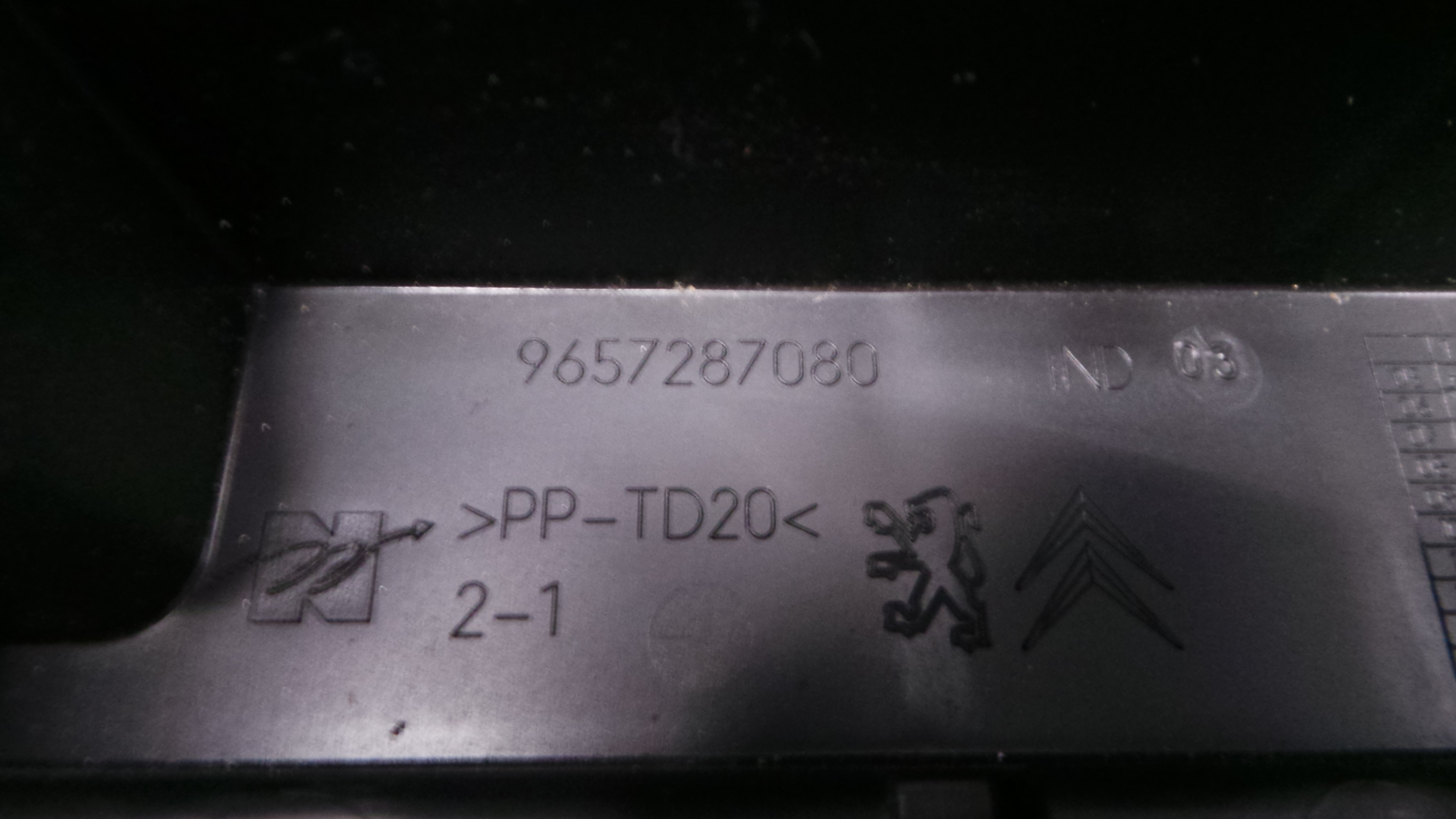 Caixa de Fusiveis 9657287080 - PEUGEOT 207 (WA_, WC_), 207/207+ (WA_, WC_)-36530629