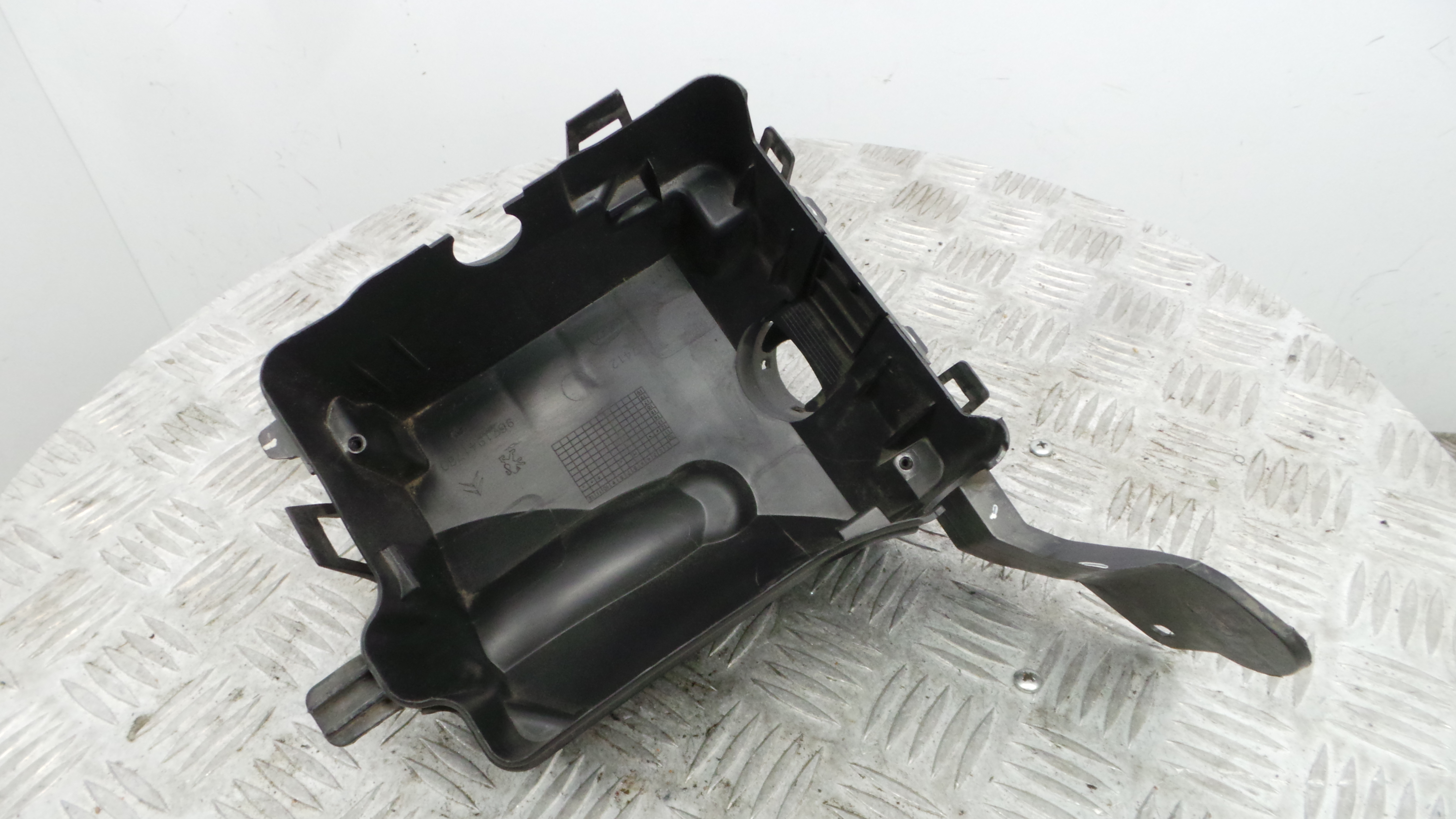 Caixa dos Fusíveis / BSI / UCH / SAM 9671941780 - PEUGEOT 208 I (CA_, CC_)-36530679 Caixa dos Fusíveis / BSI / UCH / SAM 9671941780 - PEUGEOT 208 I (CA_, CC_)-36530679