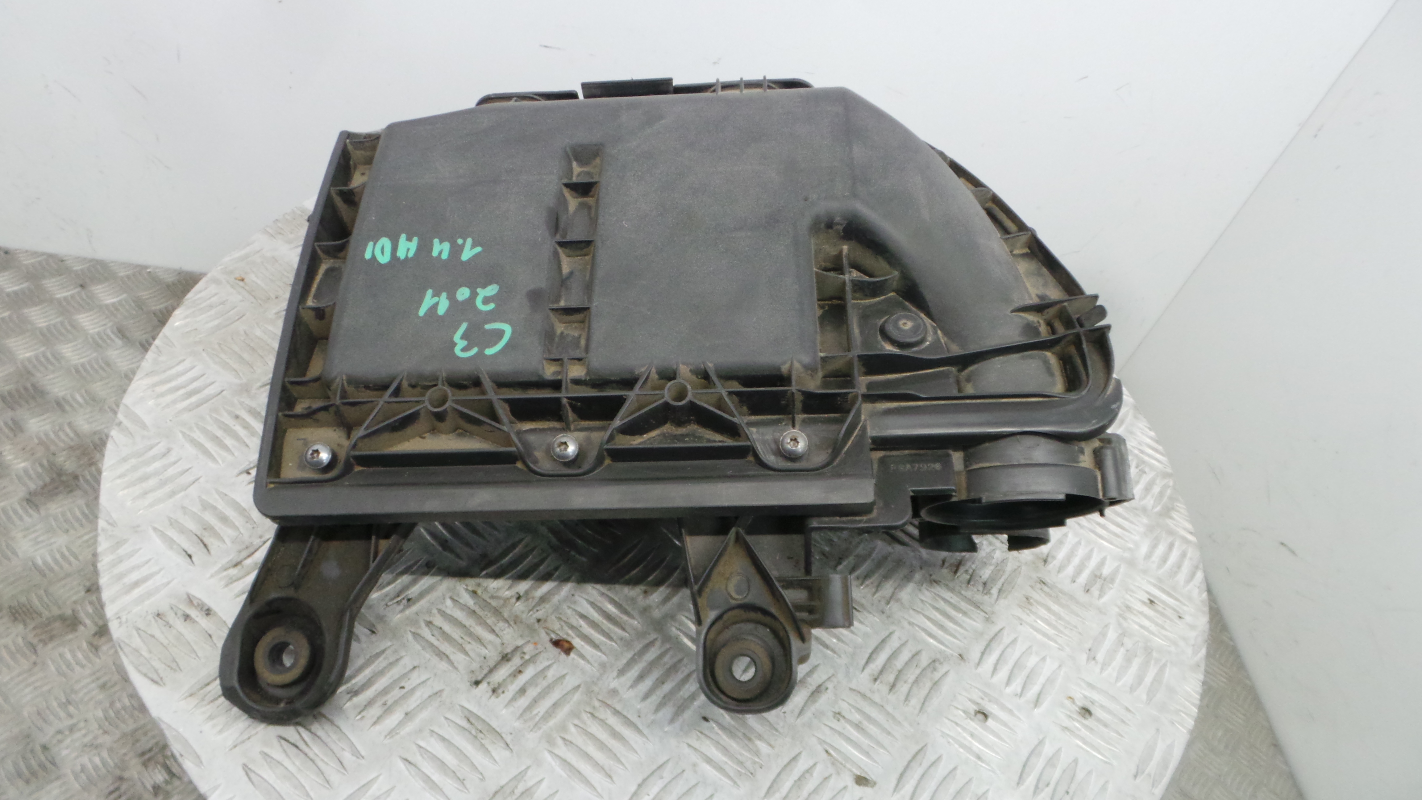 Caixa Filtro de Ar 9673061080 - CITROËN C3 II (SC_)-36530819 Caixa Filtro de Ar 9673061080 - CITROËN C3 II (SC_)-36530819