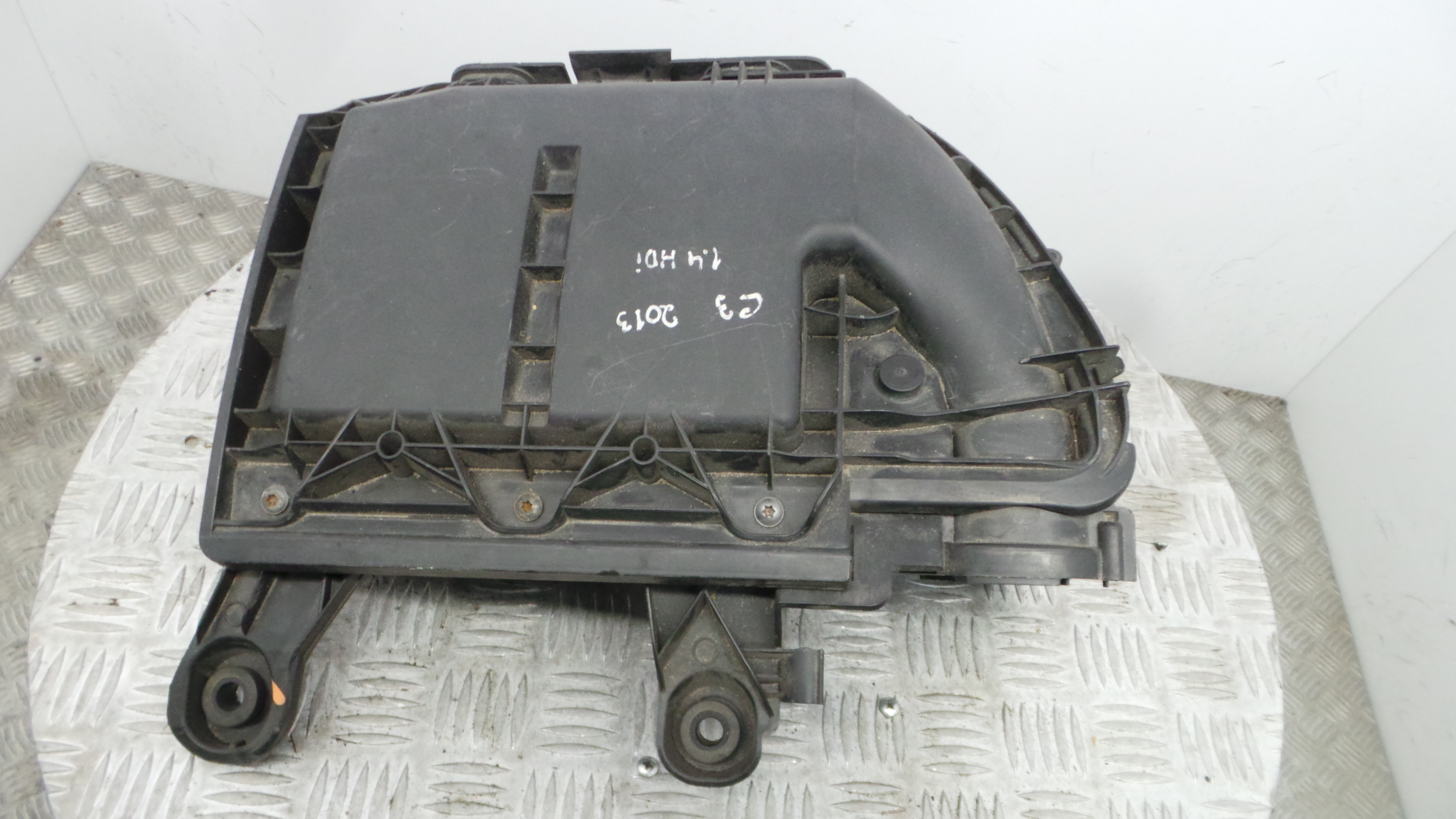 Caixa Filtro de Ar  9673081080 - CITROËN C3 II (SC_)-36530828