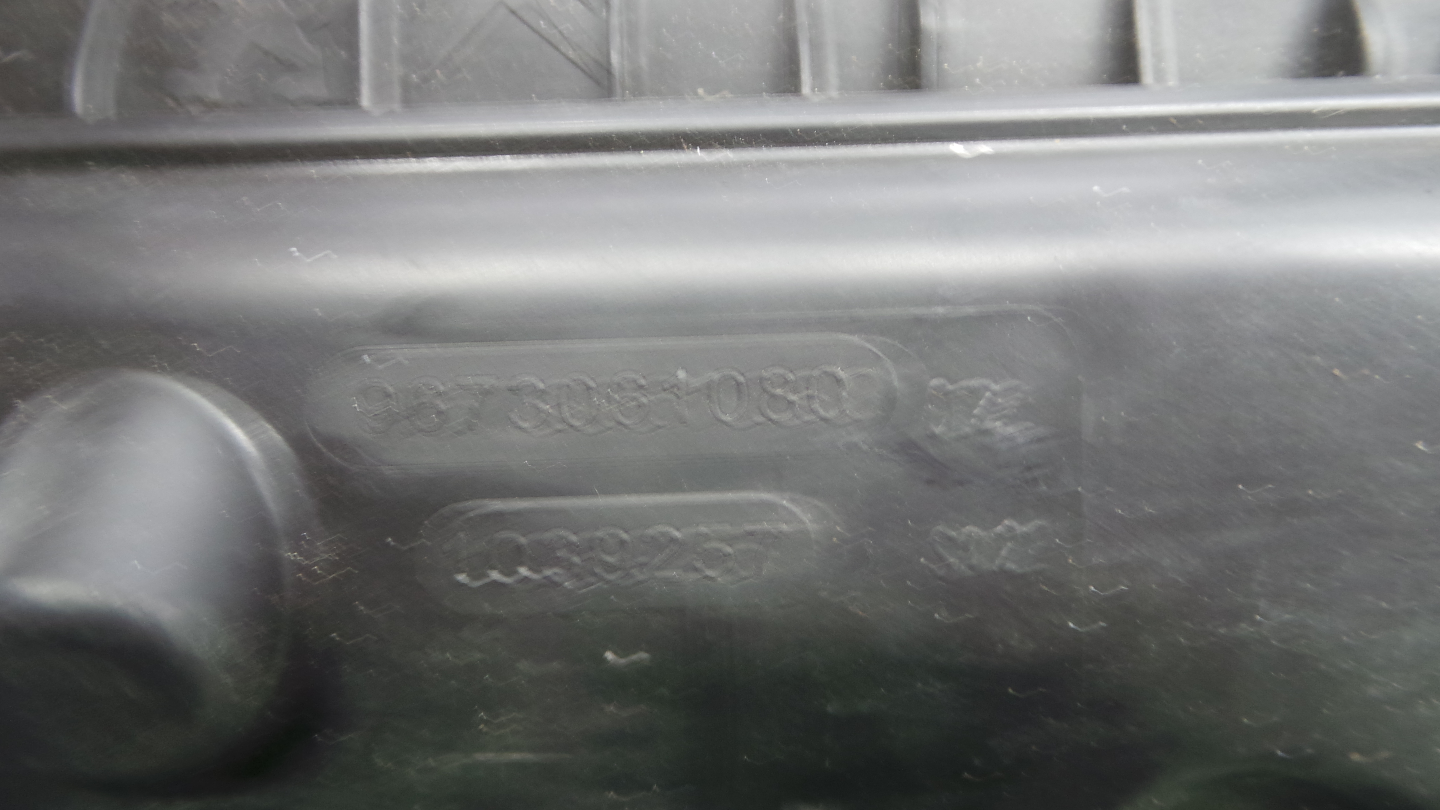 Caixa Filtro de Ar 9673081080 - CITROËN C3 II (SC_)-36530828