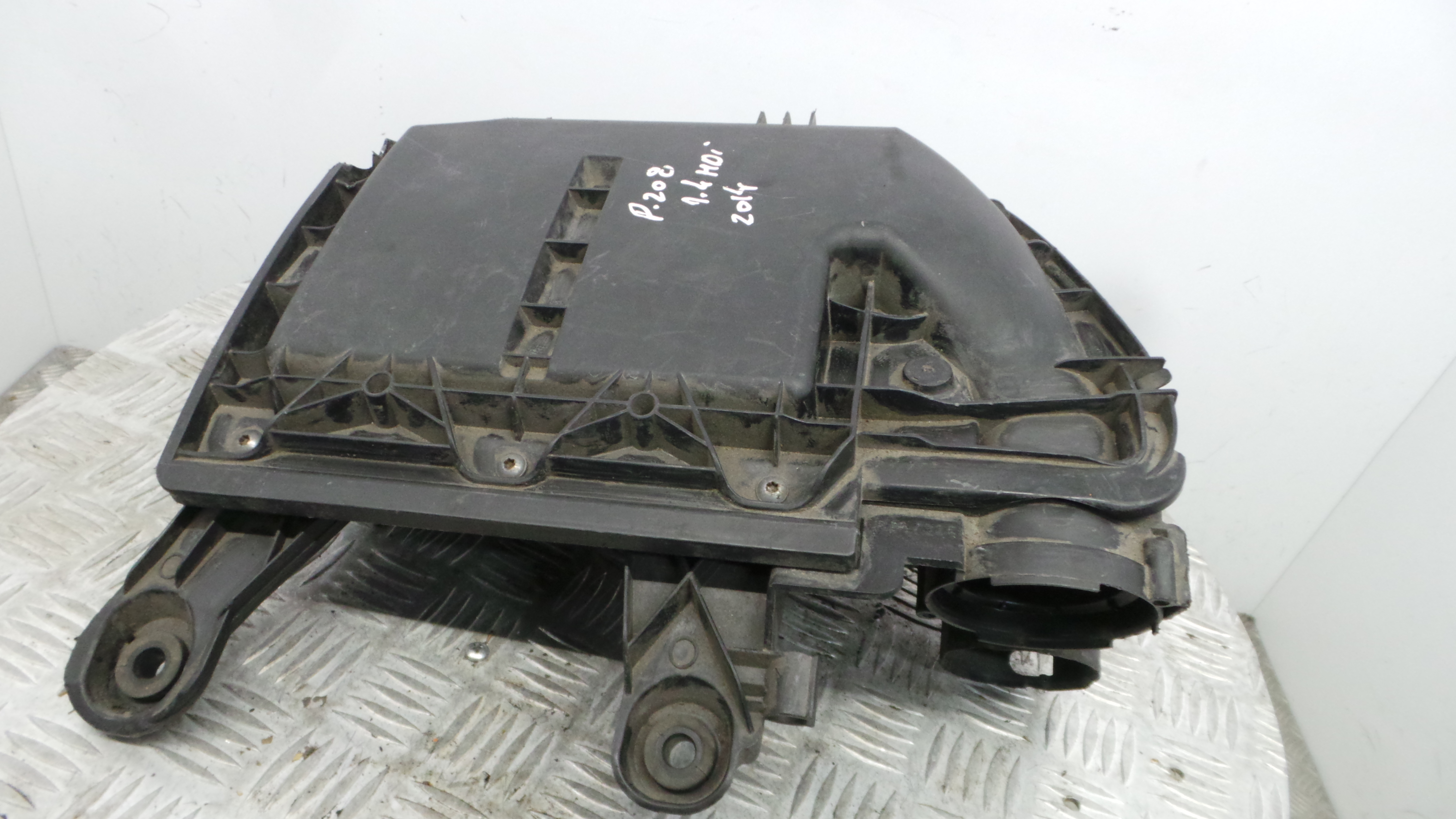 Caixa Filtro de Ar  9673061080 - PEUGEOT 208 I (CA_, CC_)-36530904