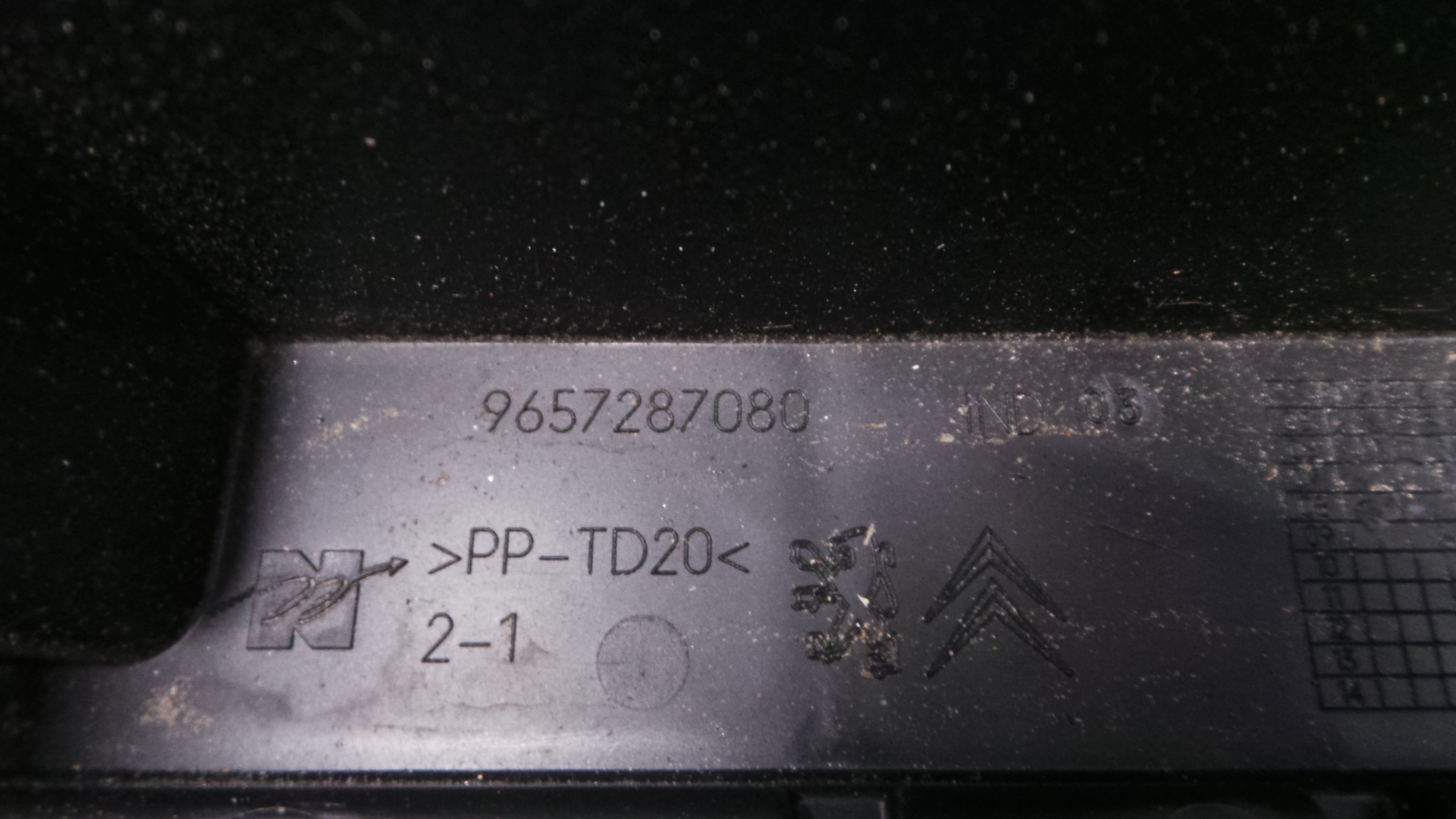 Caixa de Fusiveis 9657287080 - PEUGEOT 207 (WA_, WC_), 207/207+ (WA_, WC_)-36531070