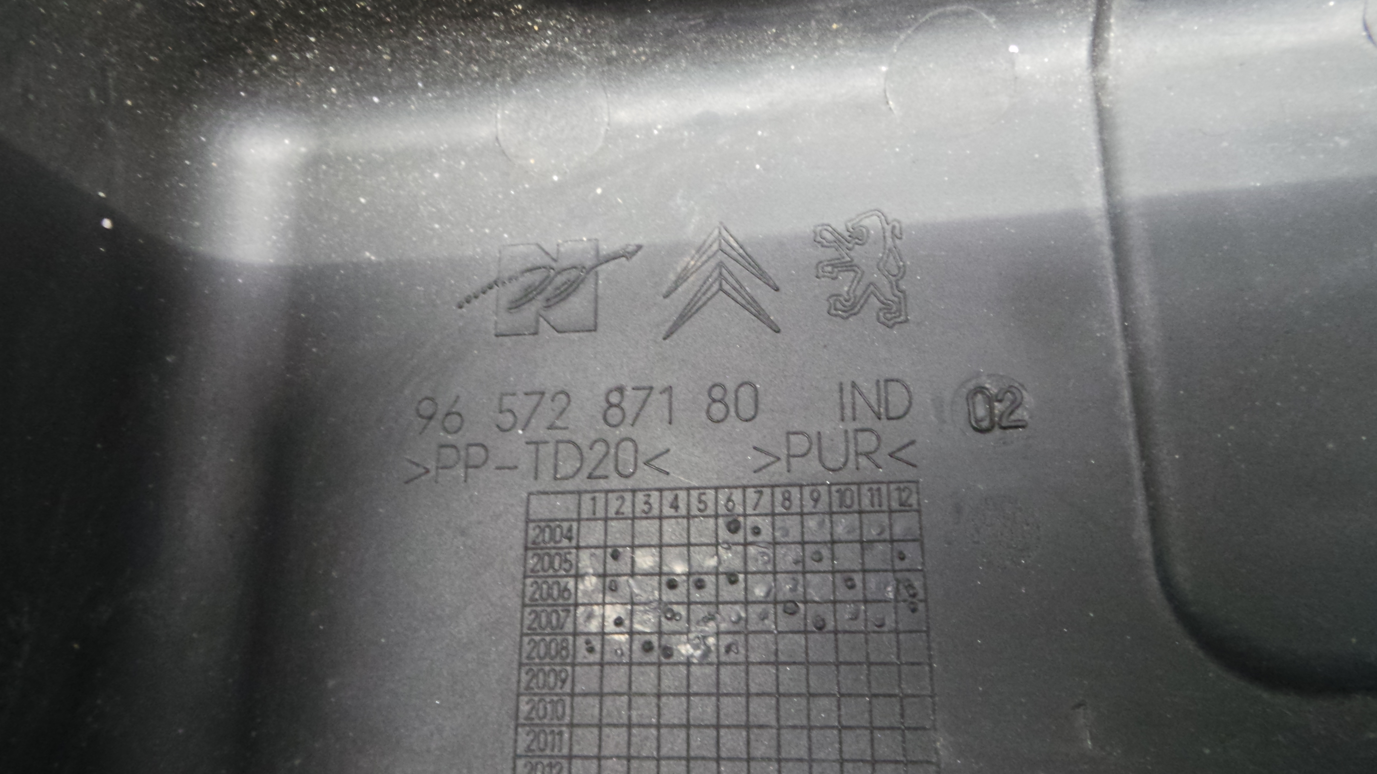 Tampa da Caixa dos Fusíveis 9657287180 - PEUGEOT 207 (WA_, WC_), 207/207+ (WA_, WC_)-36531699