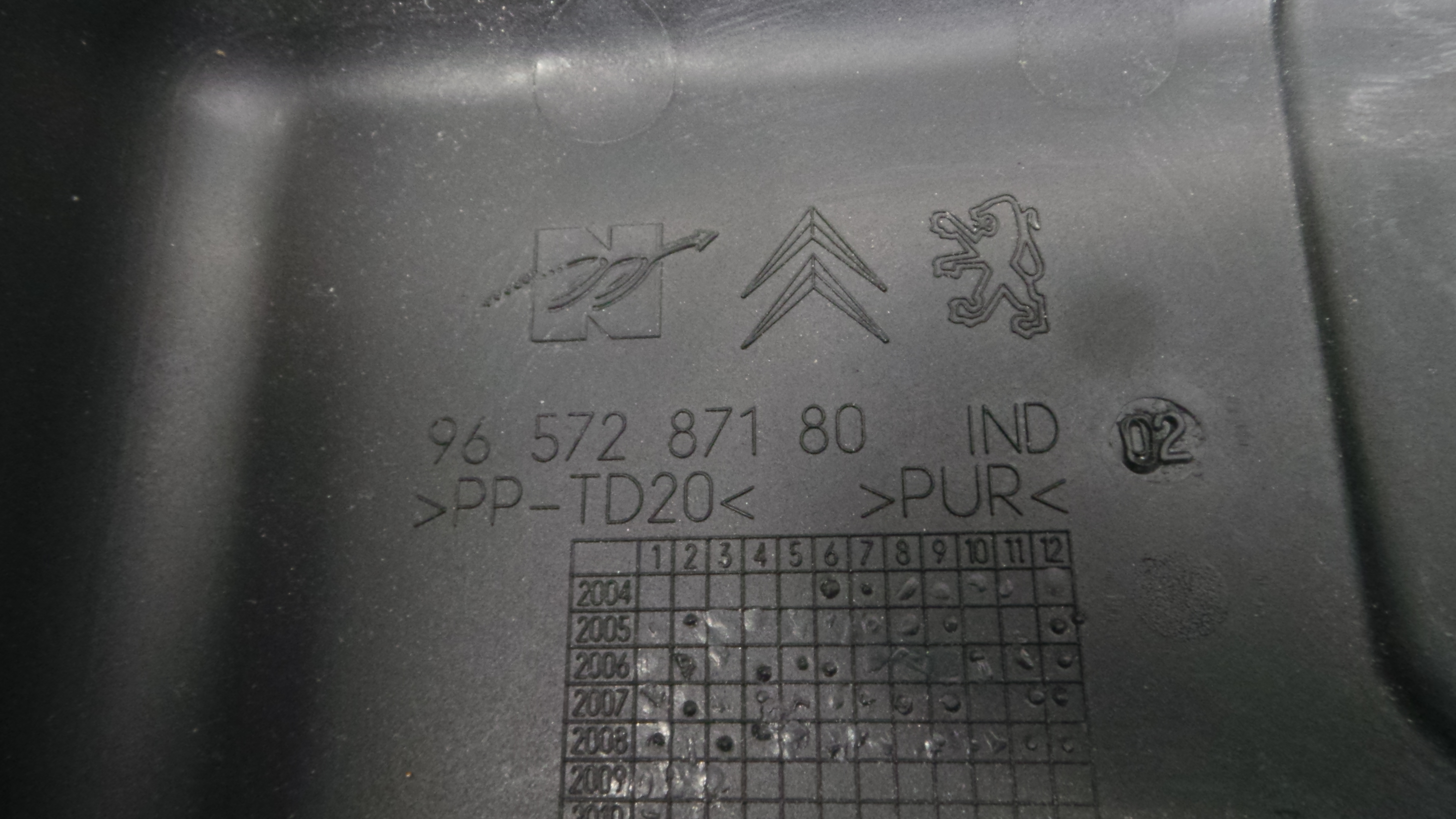 Tampa da Caixa dos Fusíveis 9657287180 - PEUGEOT 207 SW (WK_)-36531702