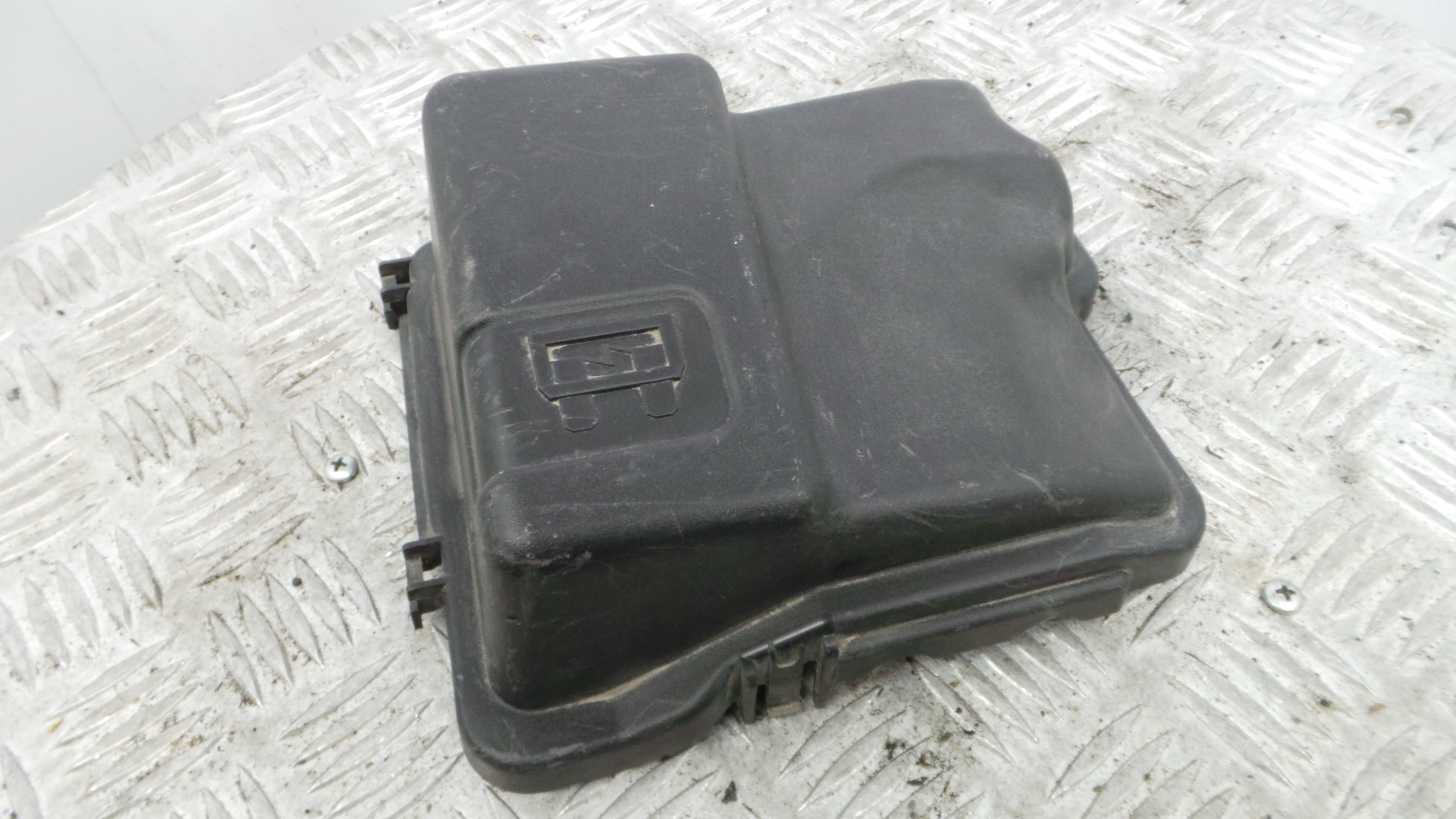 Tampa da Caixa dos Fusíveis 9657287180 - CITROËN C3 II (SC_)-36531762